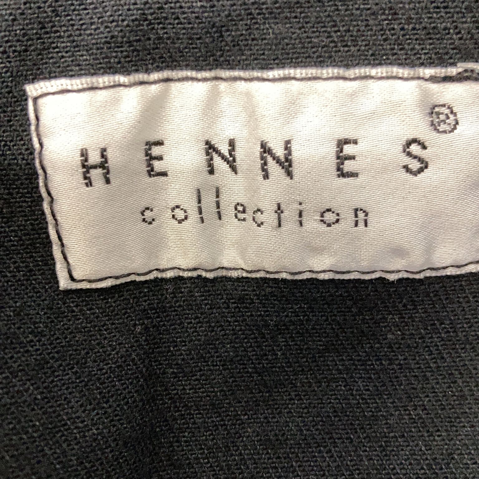 Hennes Collection