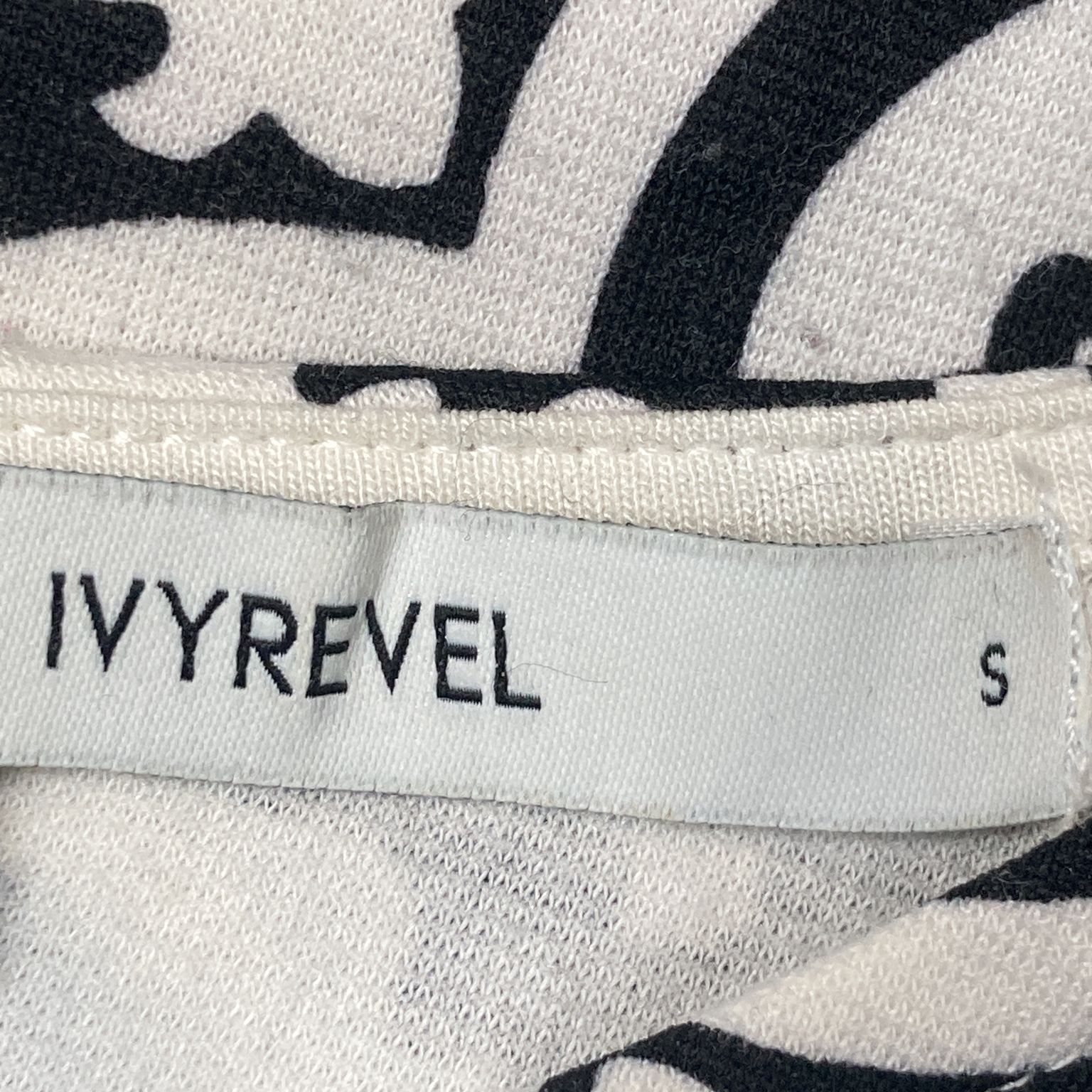 Ivyrevel