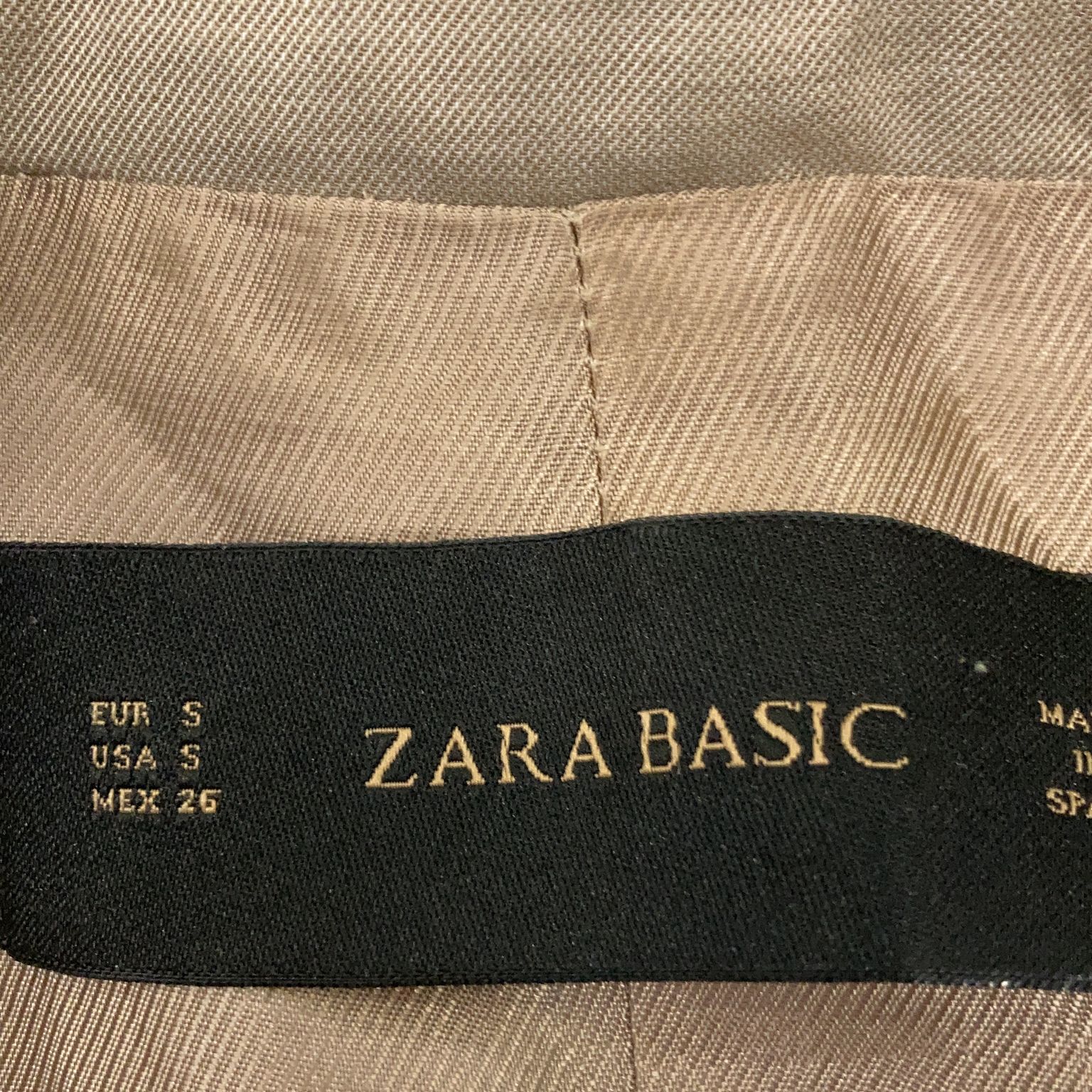 Zara Basic