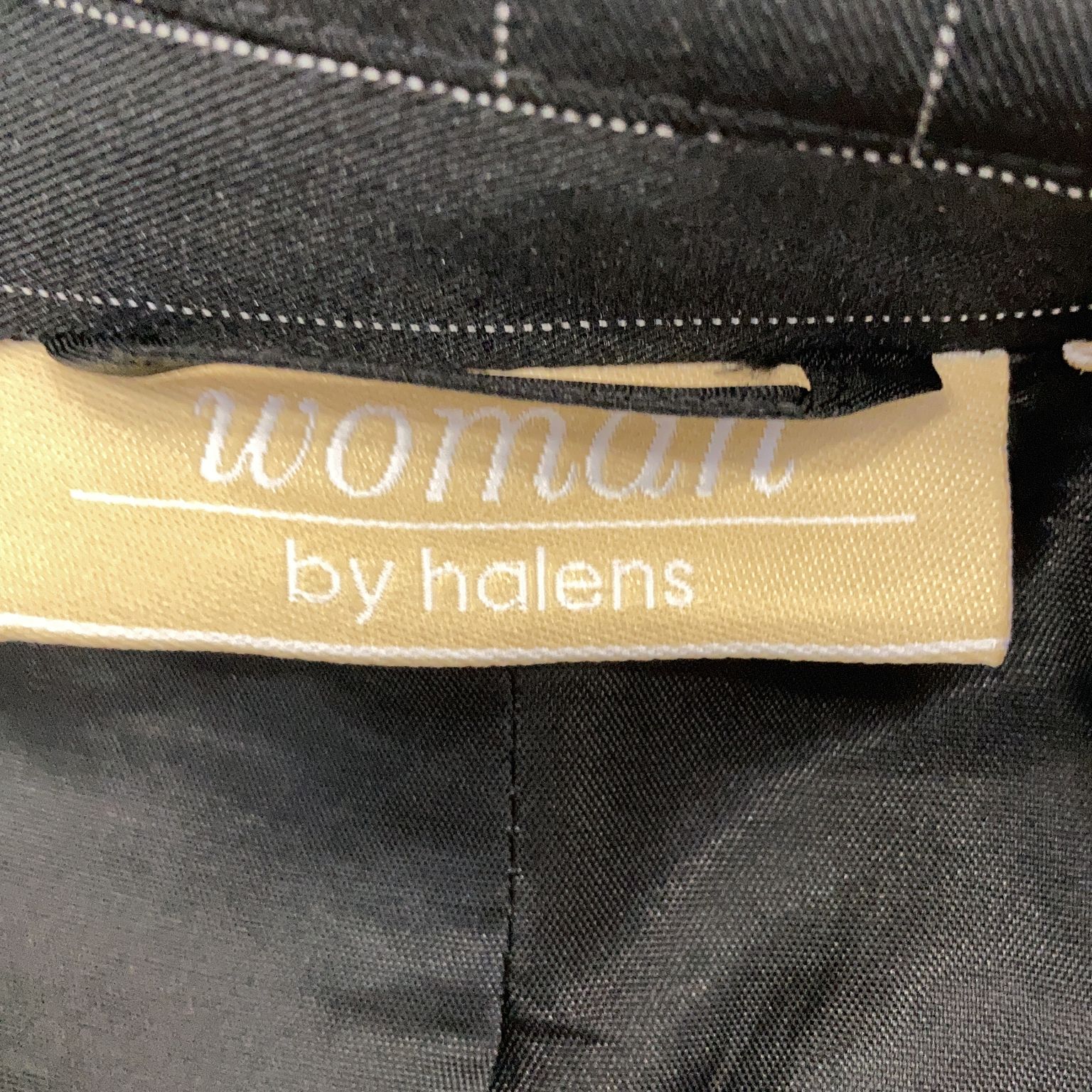 Woman by Halens