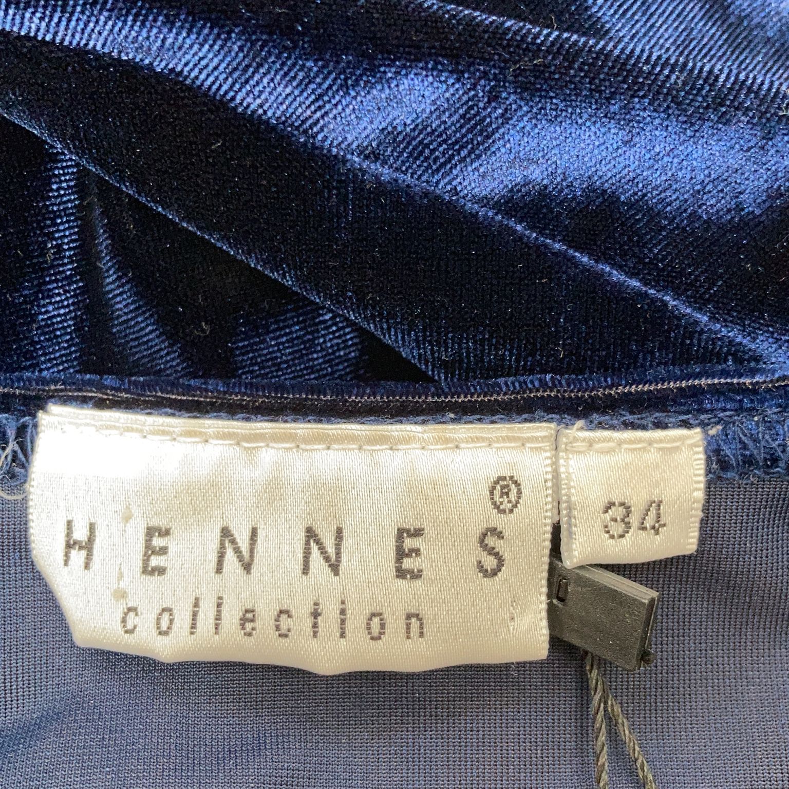 Hennes Collection