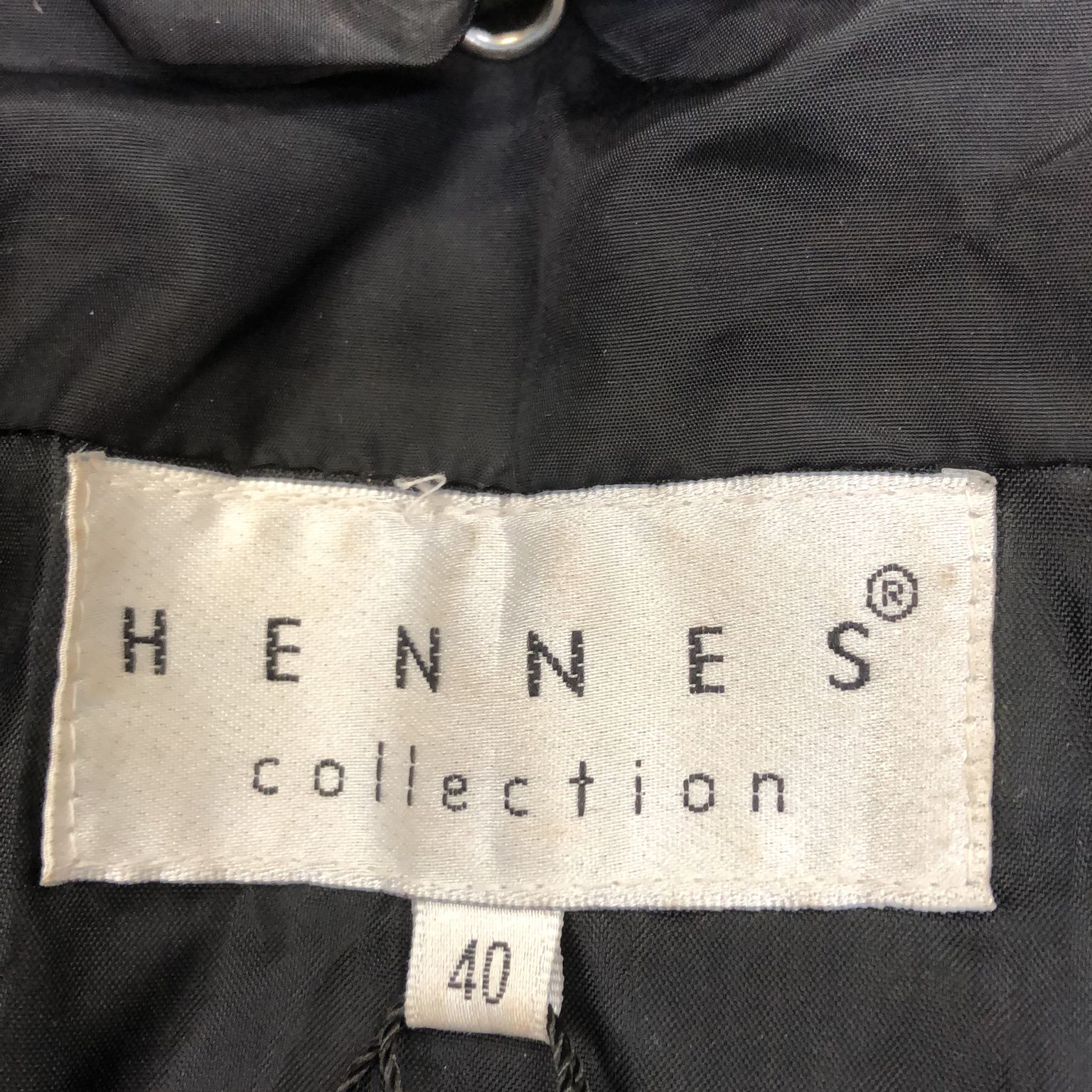 Hennes Collection