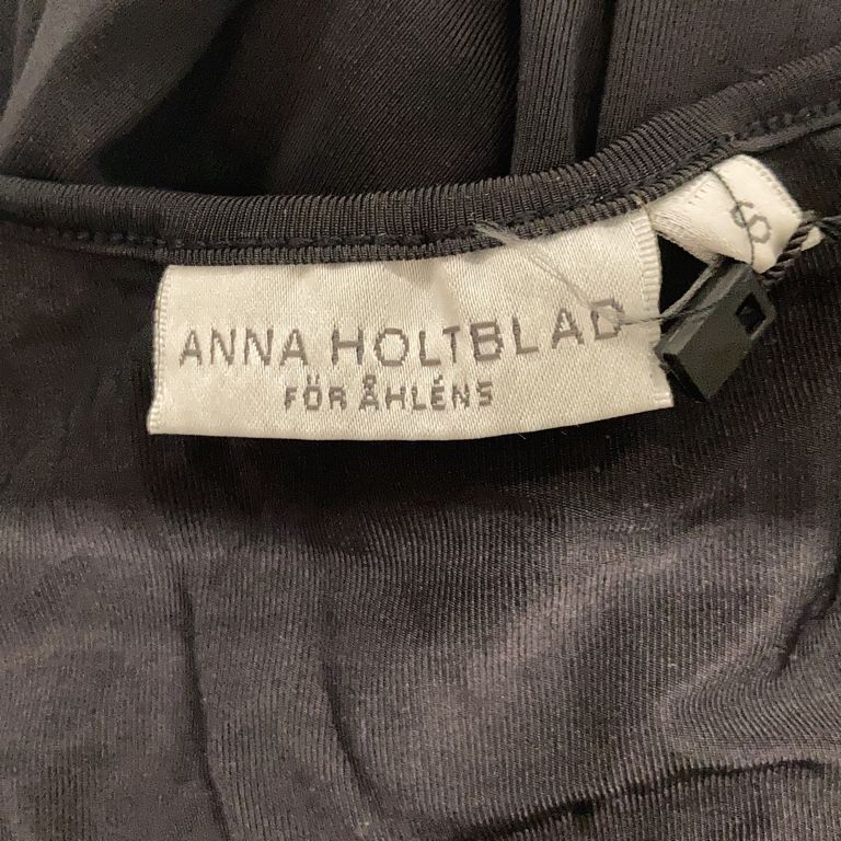 Anna Holtblad