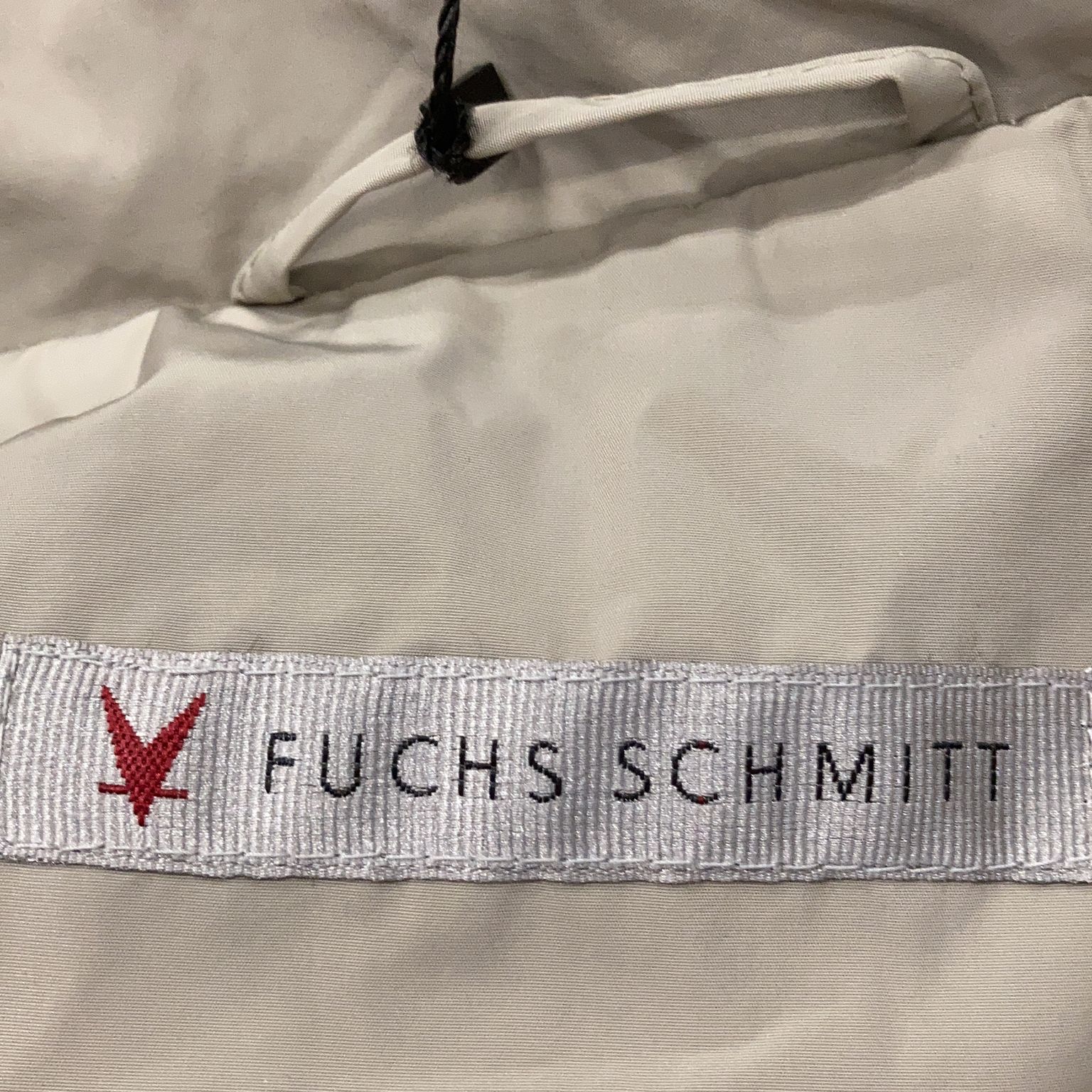 Fuchs Schmitt