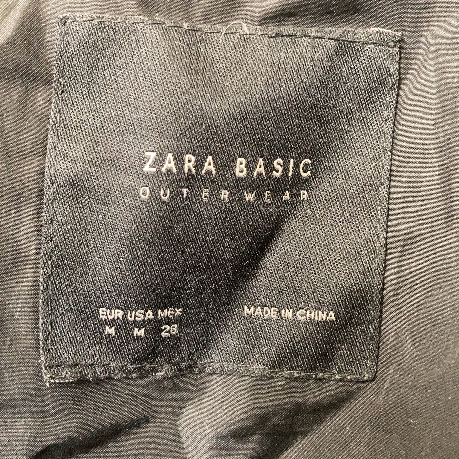 Zara Basic