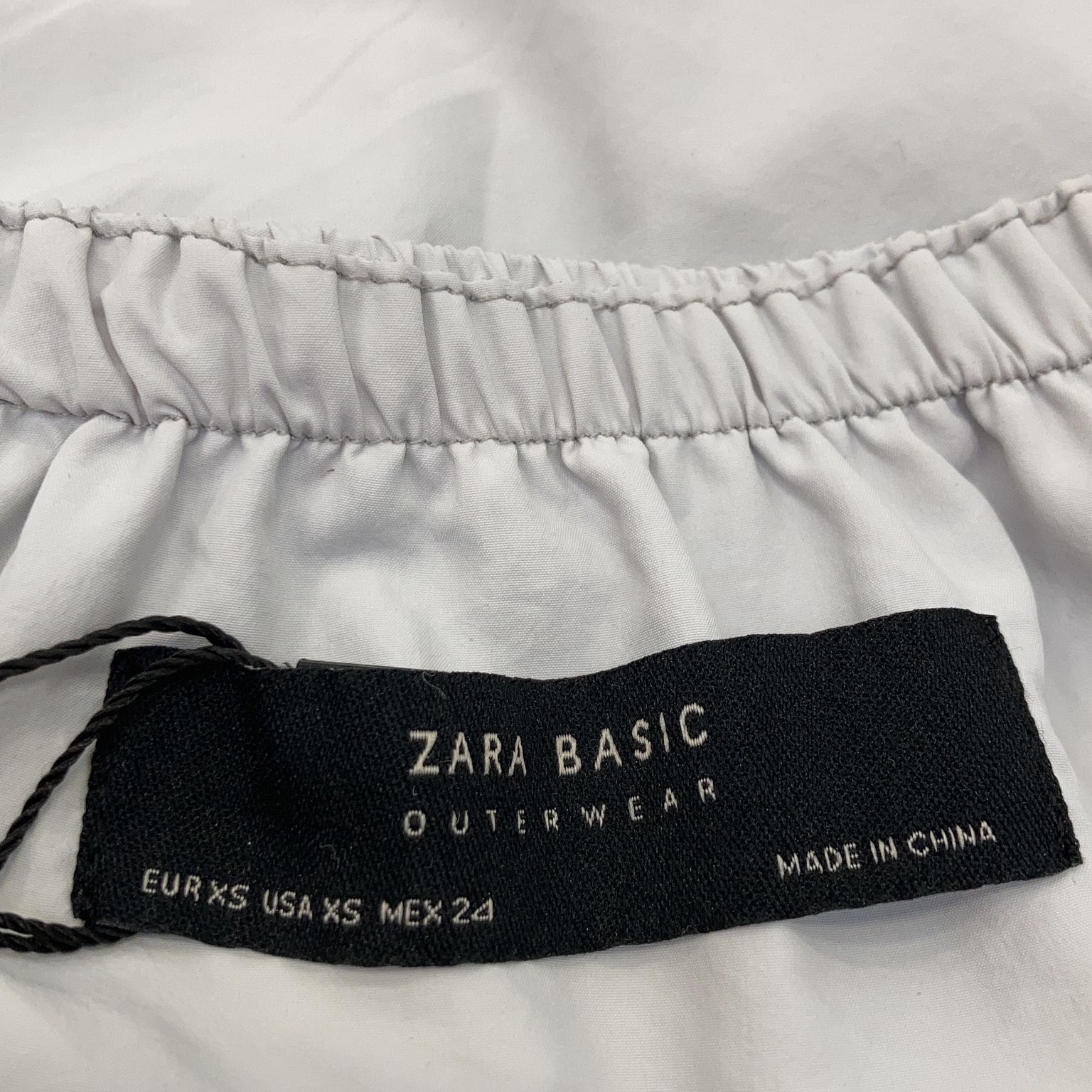 Zara Basic