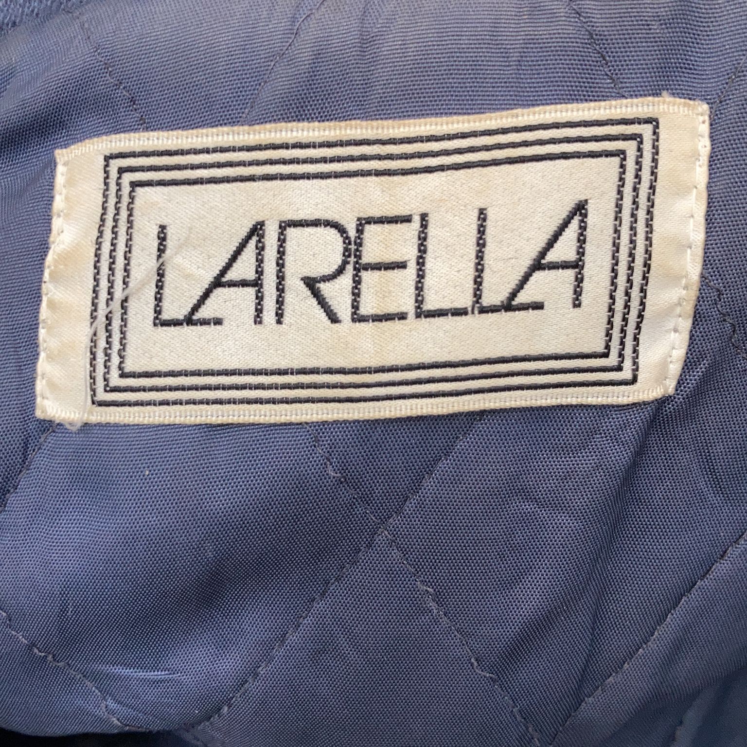 Larella