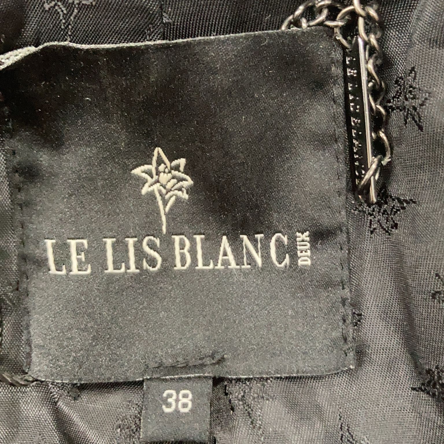 Le Lis Blanc Deux