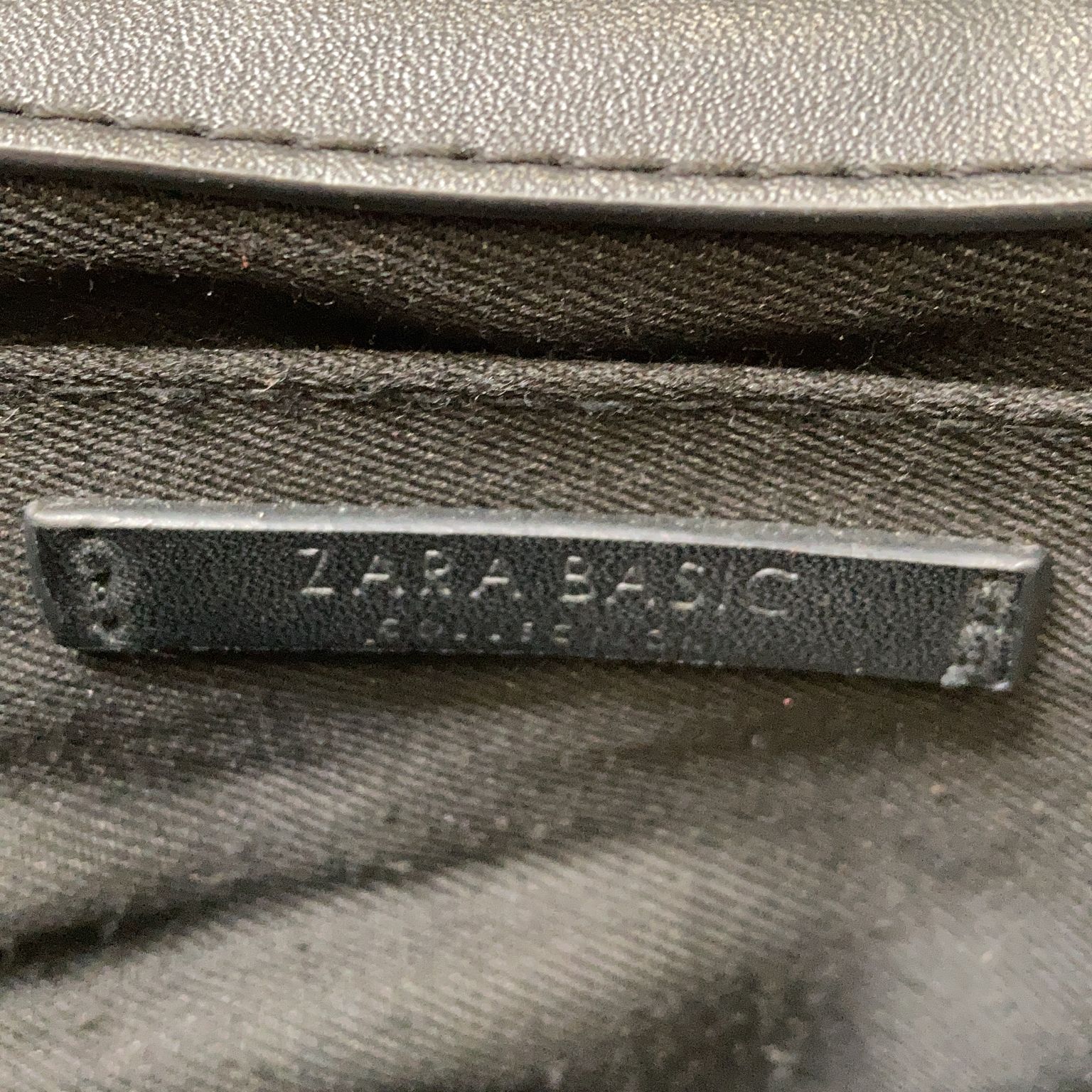 Zara Basic