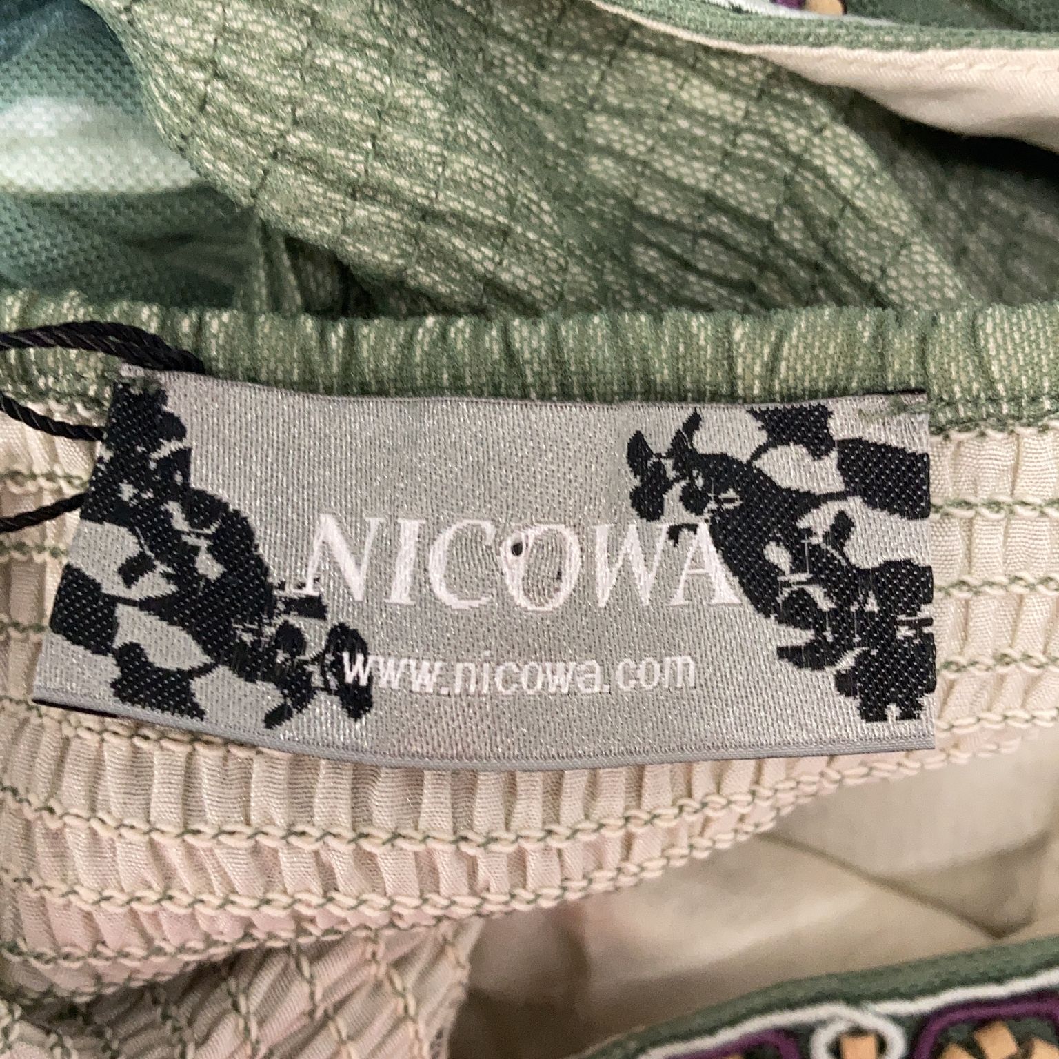 Nicowa