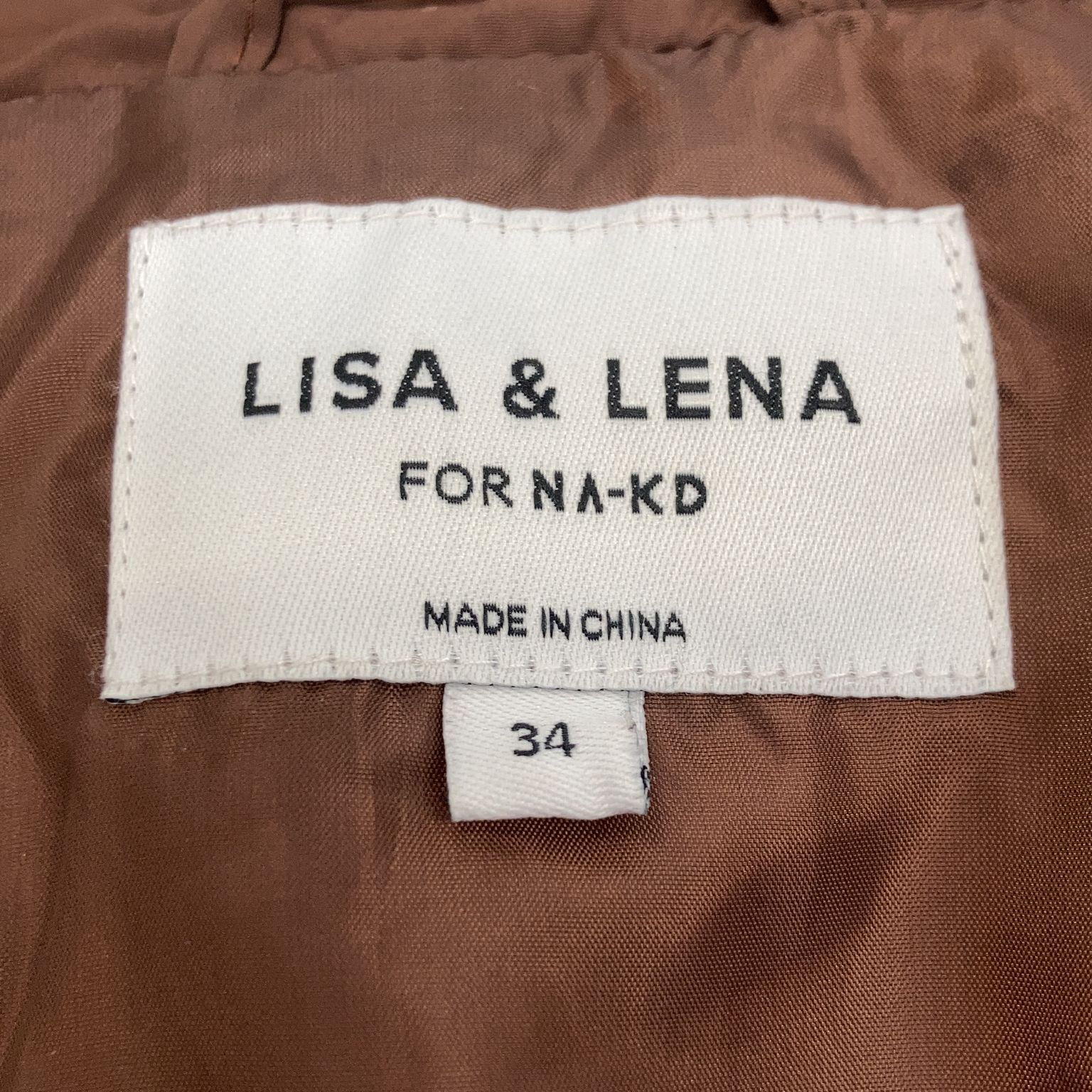 Lisa  Lena x NA-KD