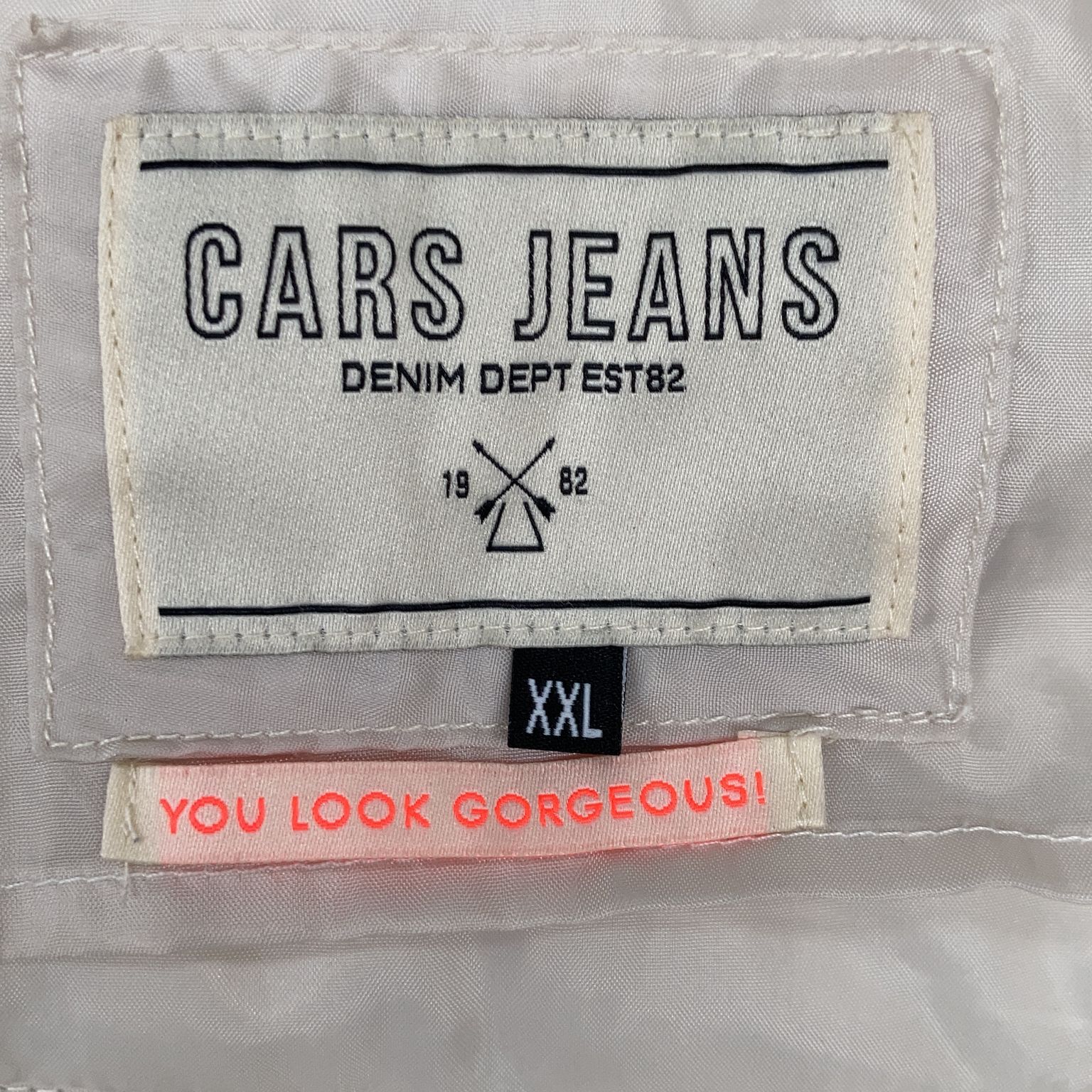 Cars Jeans