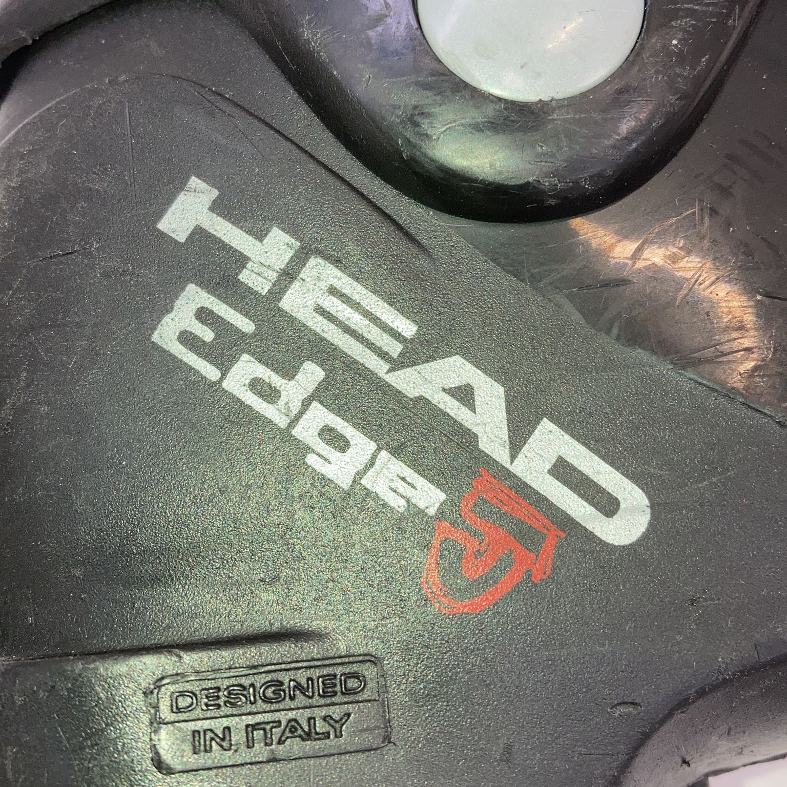 Head Edge