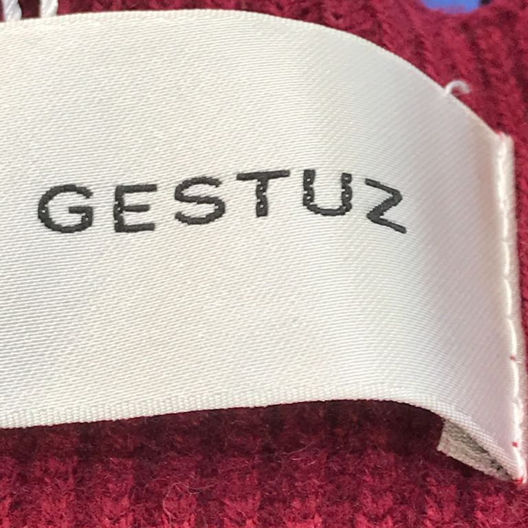 Gestuz