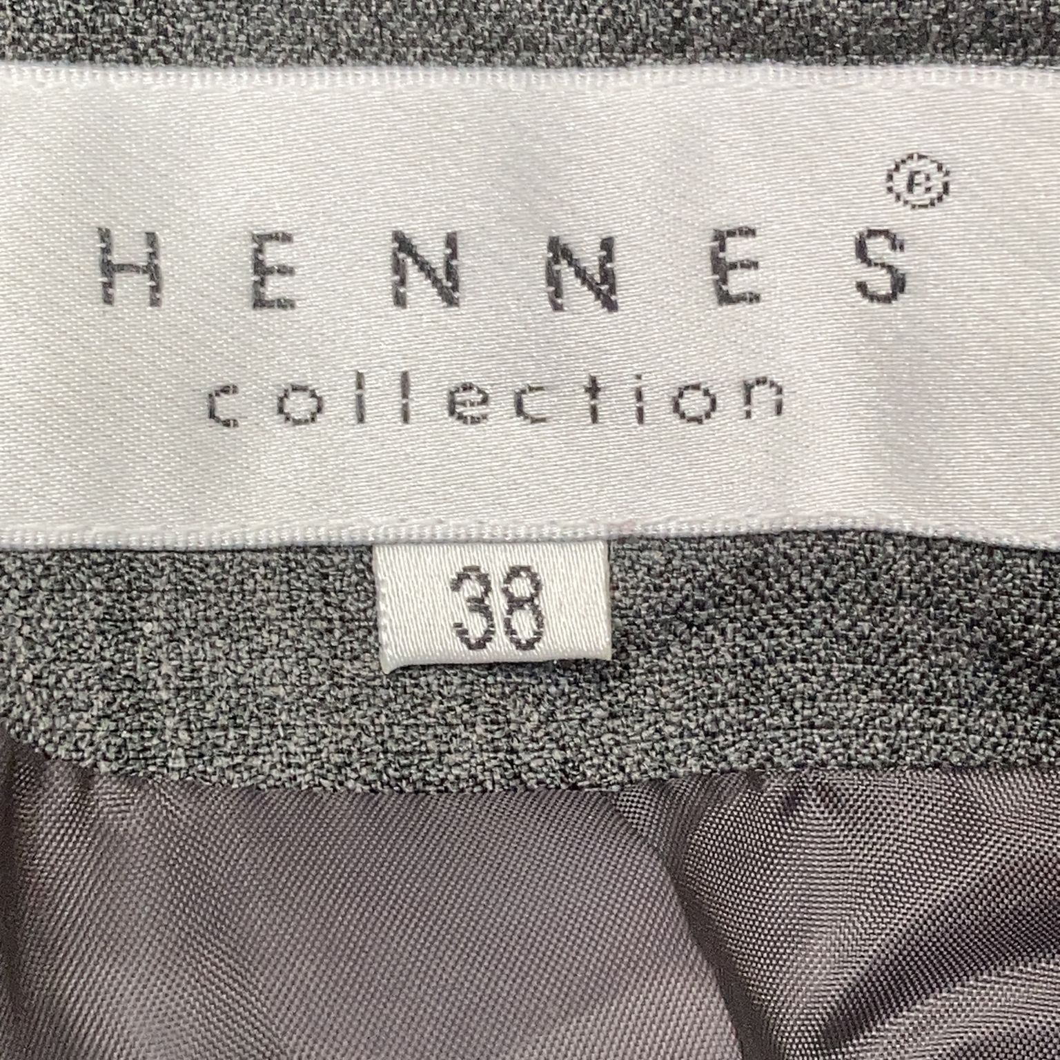 Hennes Collection