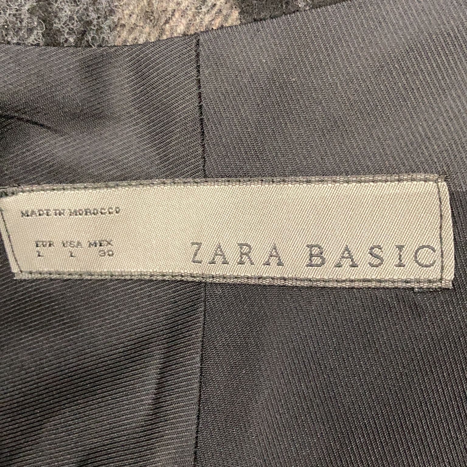 Zara Basic