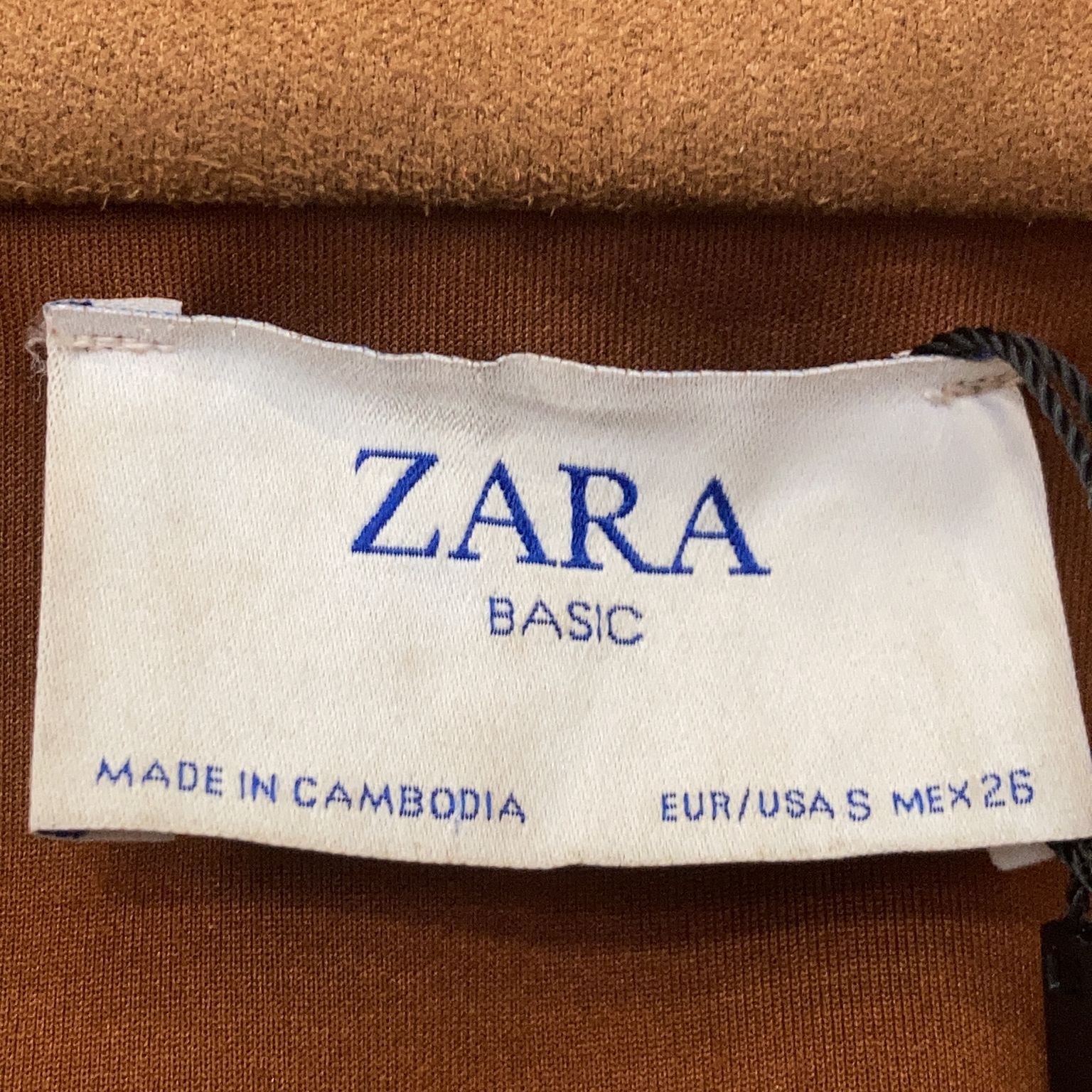 Zara Basic