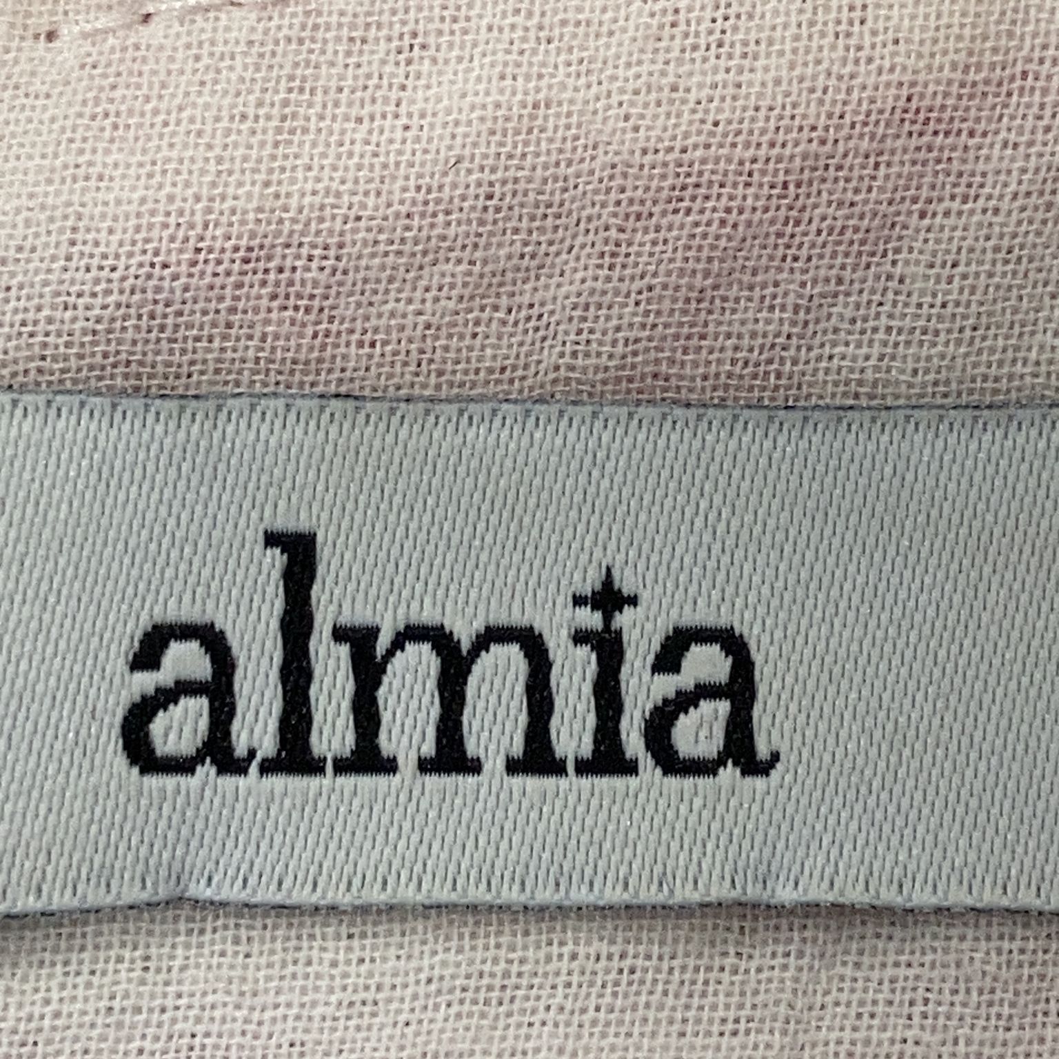 Almia