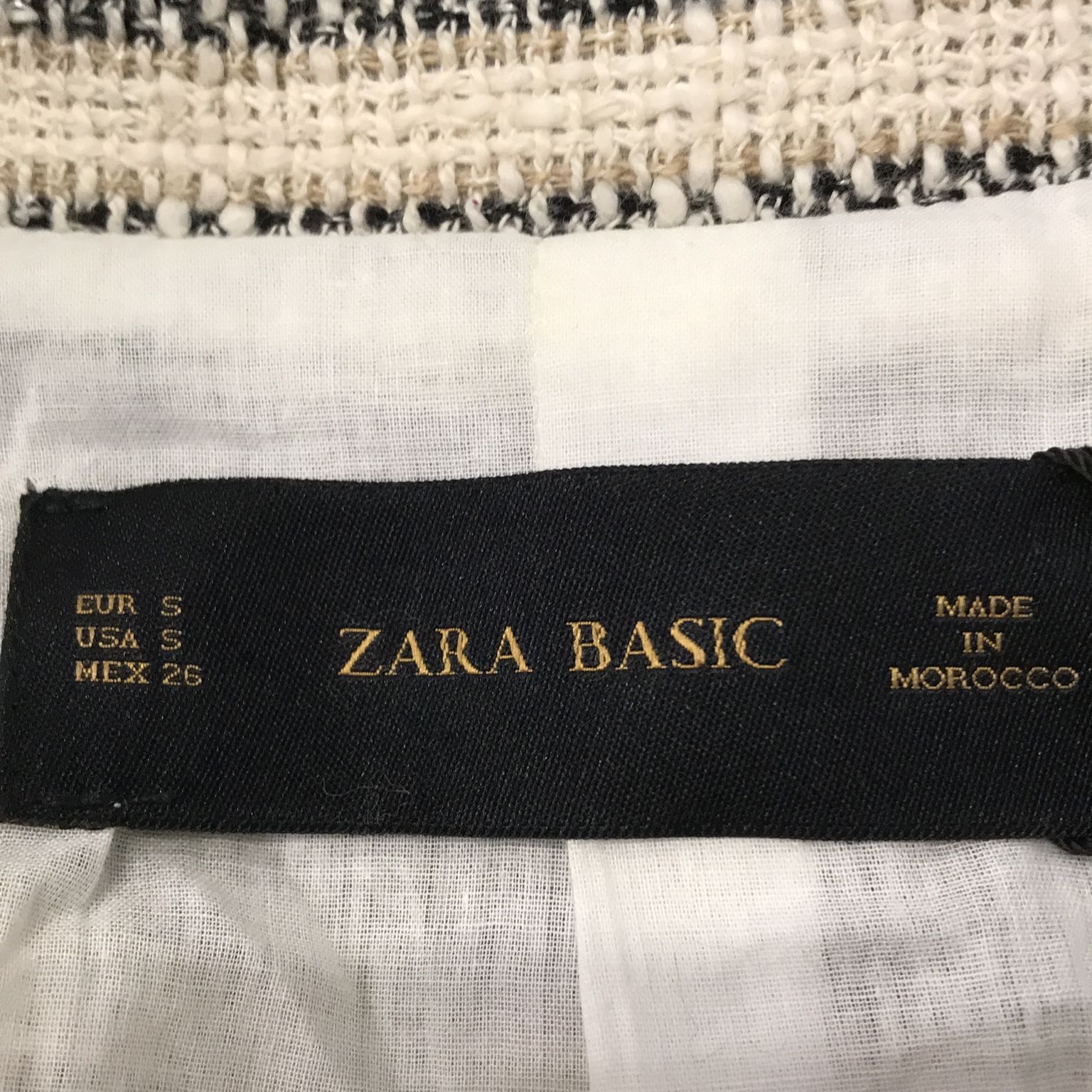 Zara Basic