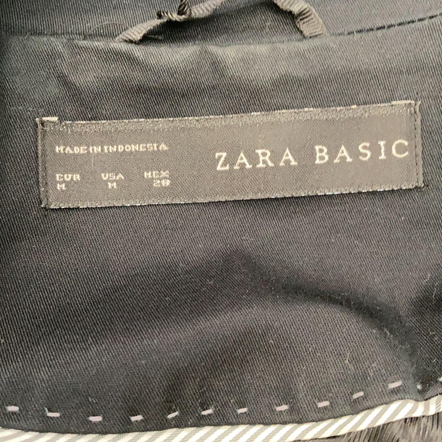 Zara Basic