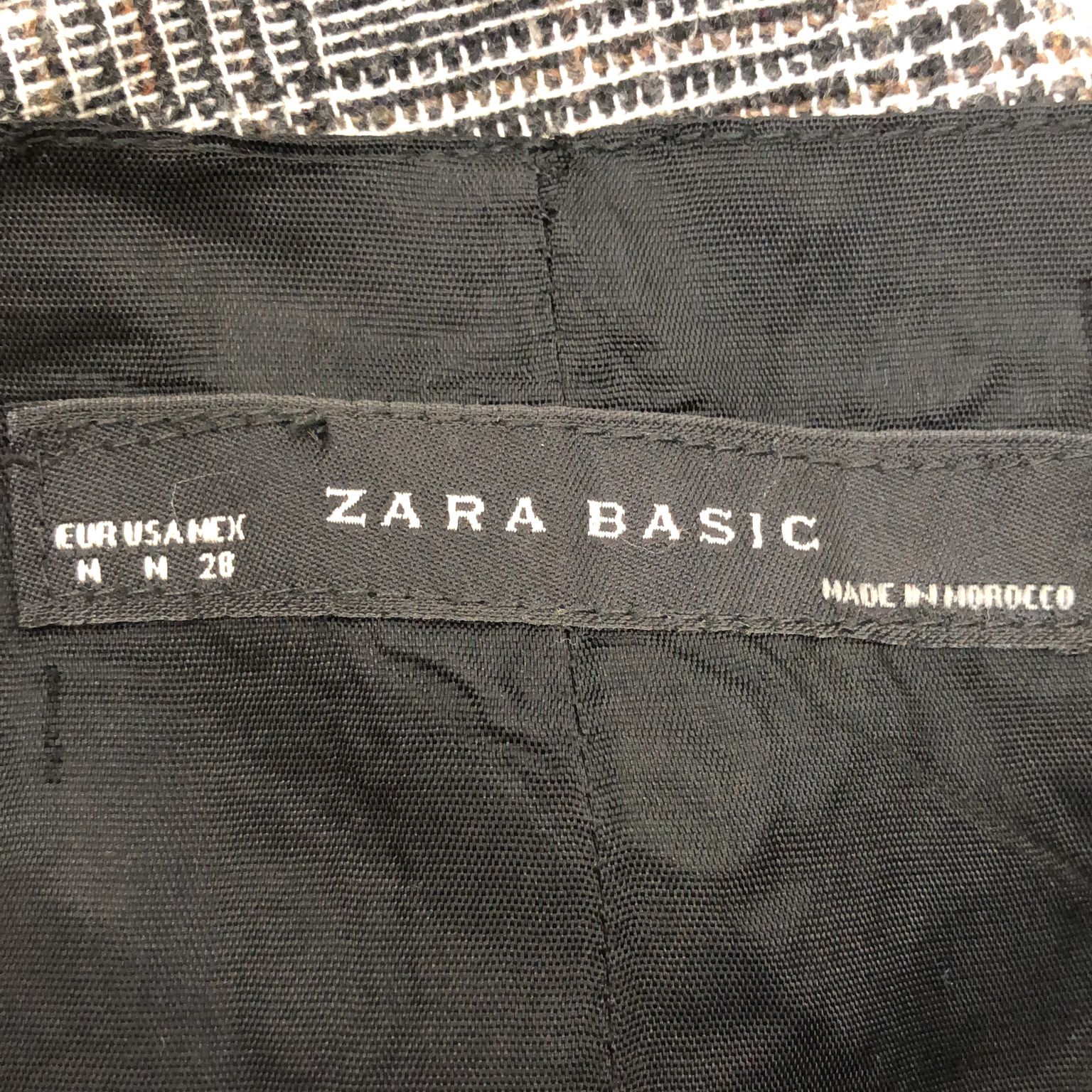 Zara Basic