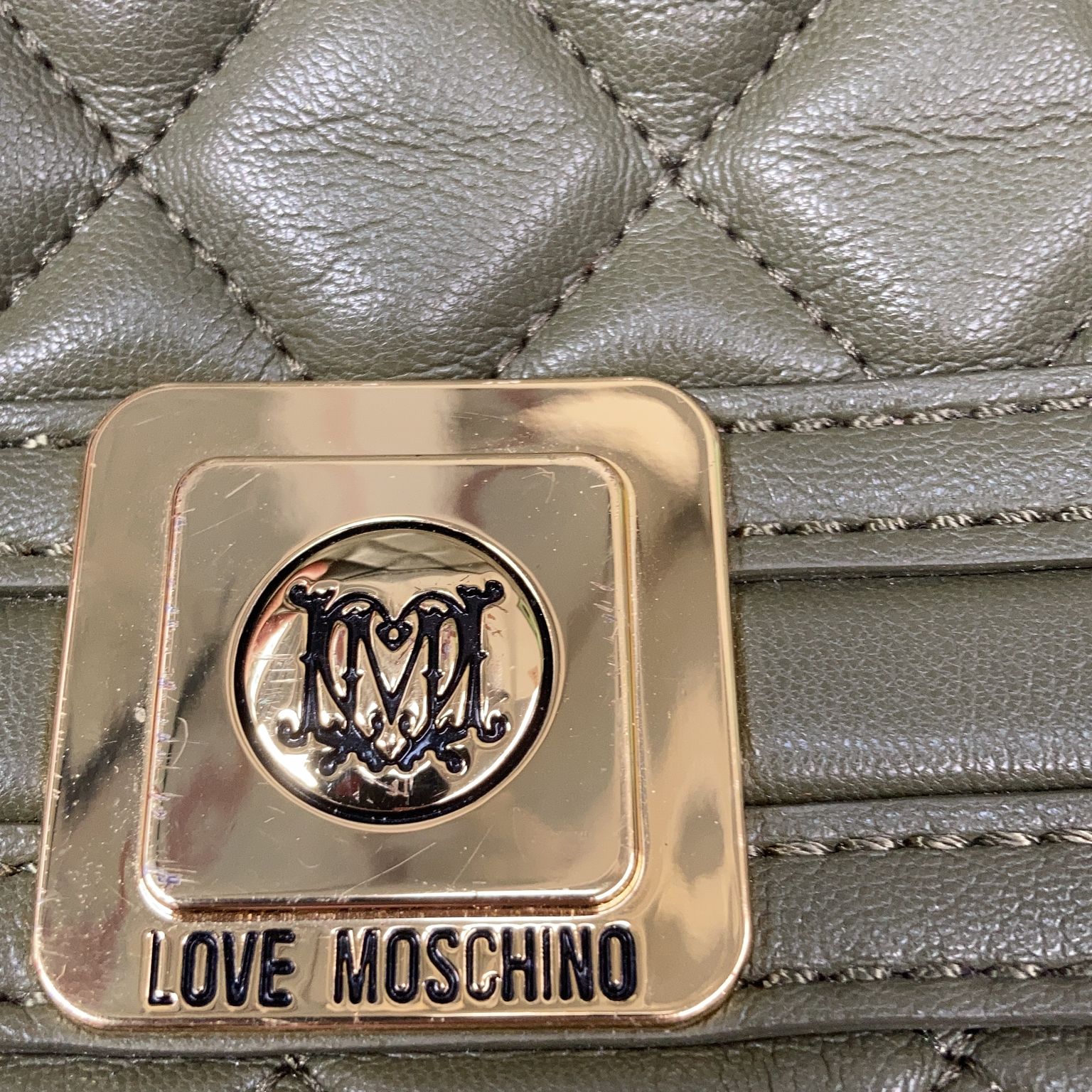 Love Moschino