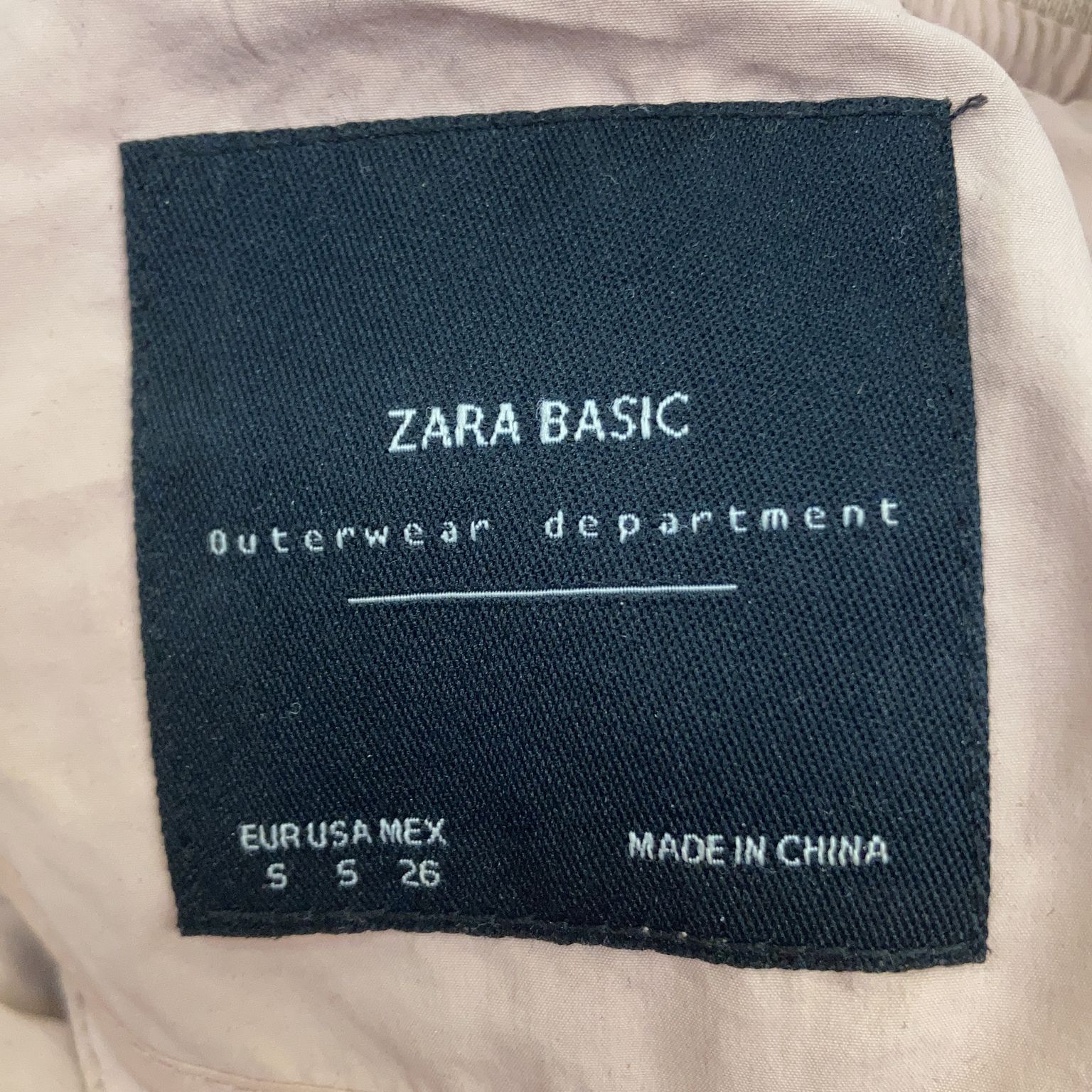 Zara Basic