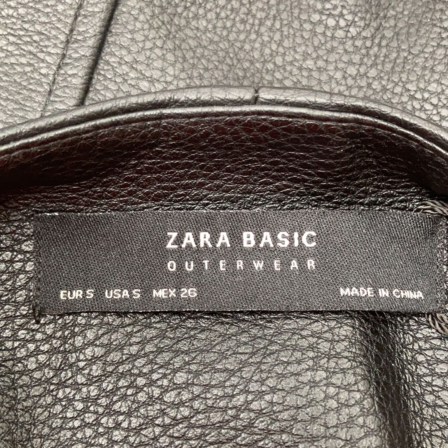 Zara Basic