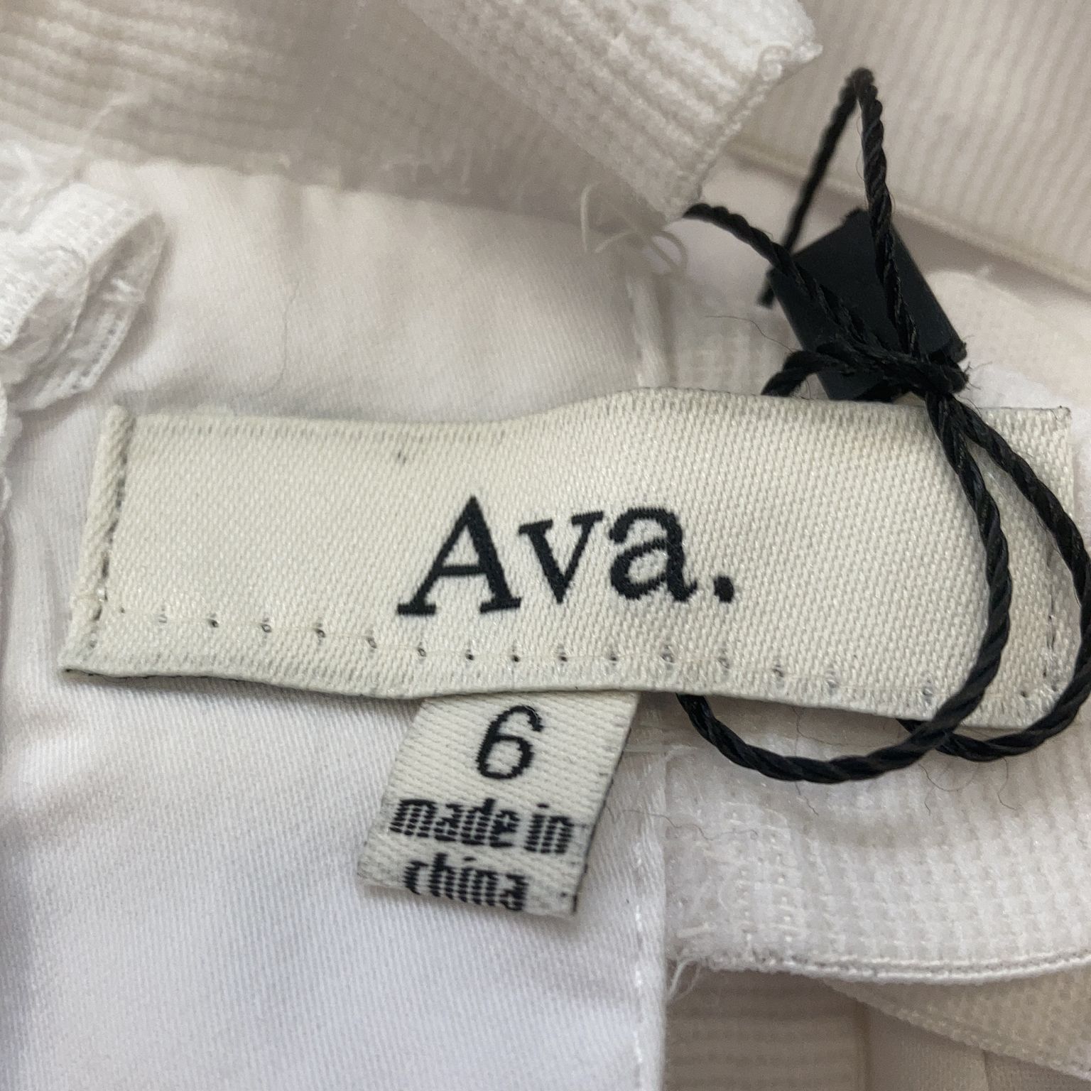 Ava