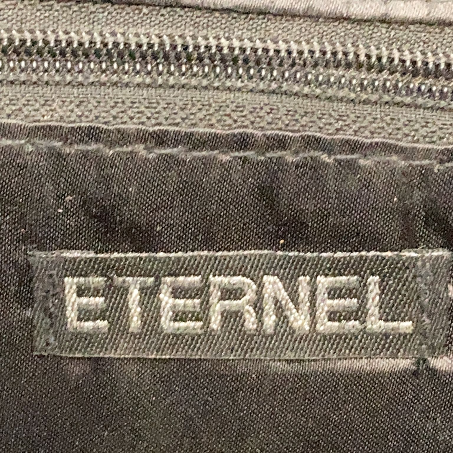 Eternel