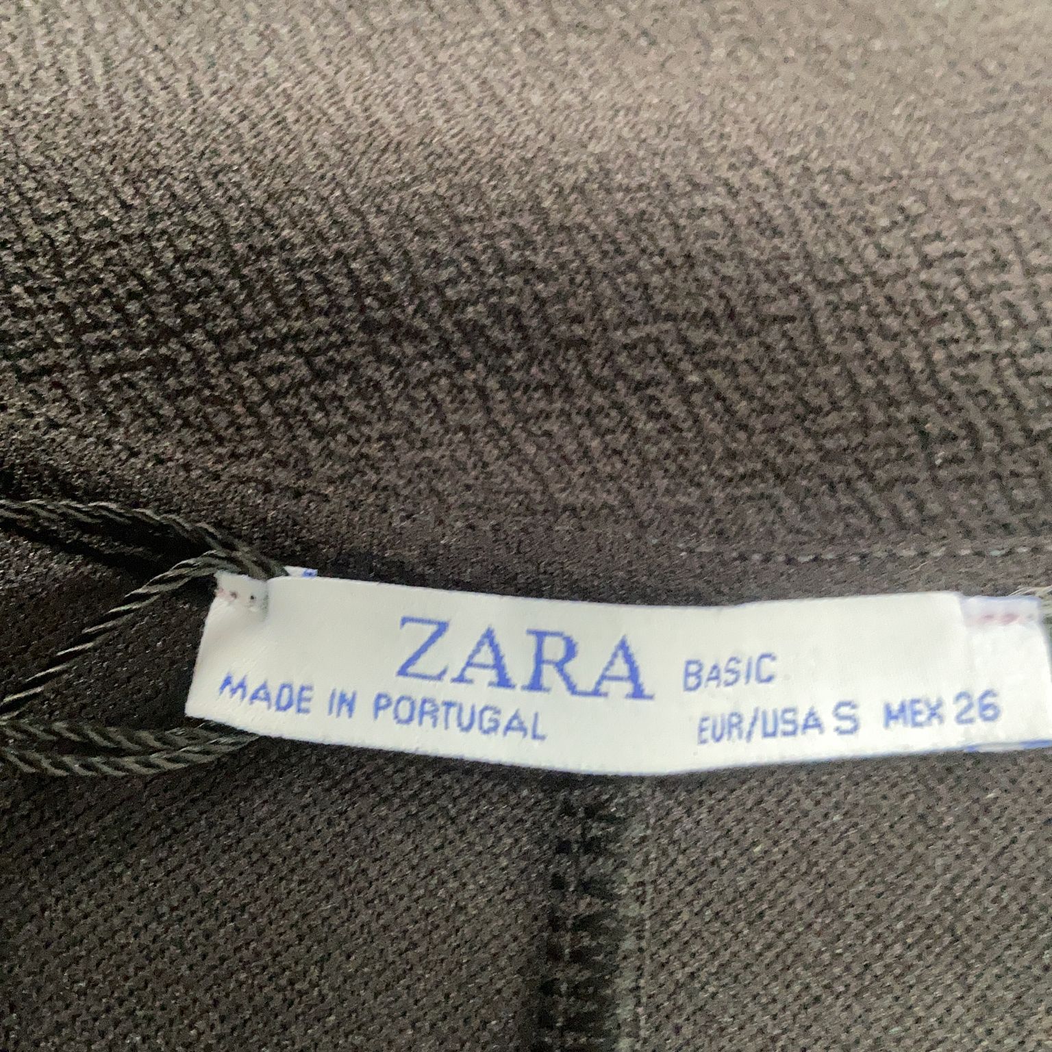 Zara Basic