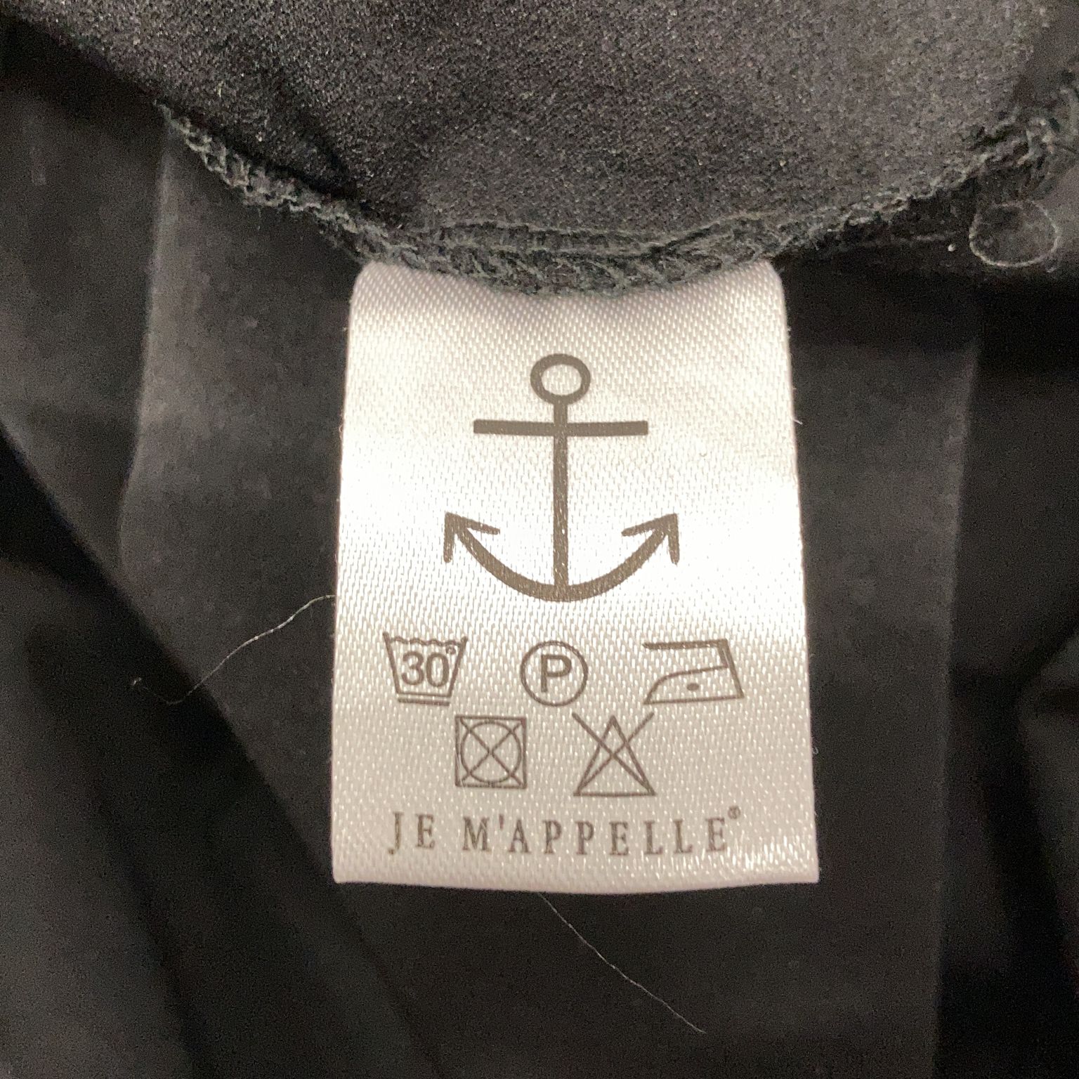 Je M'Appelle