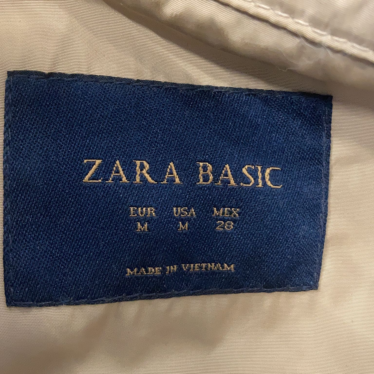 Zara Basic