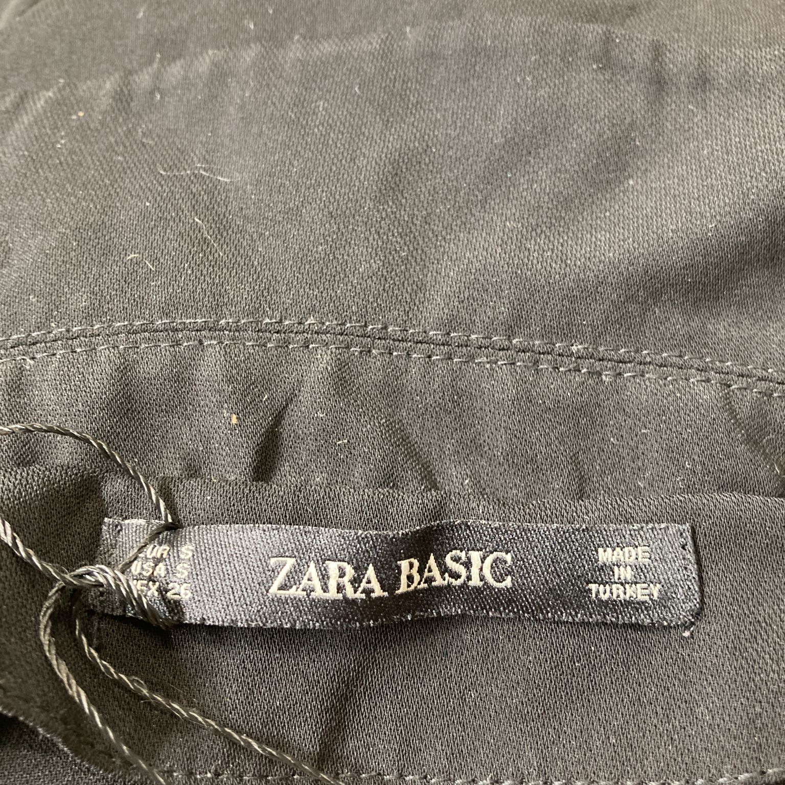 Zara Basic