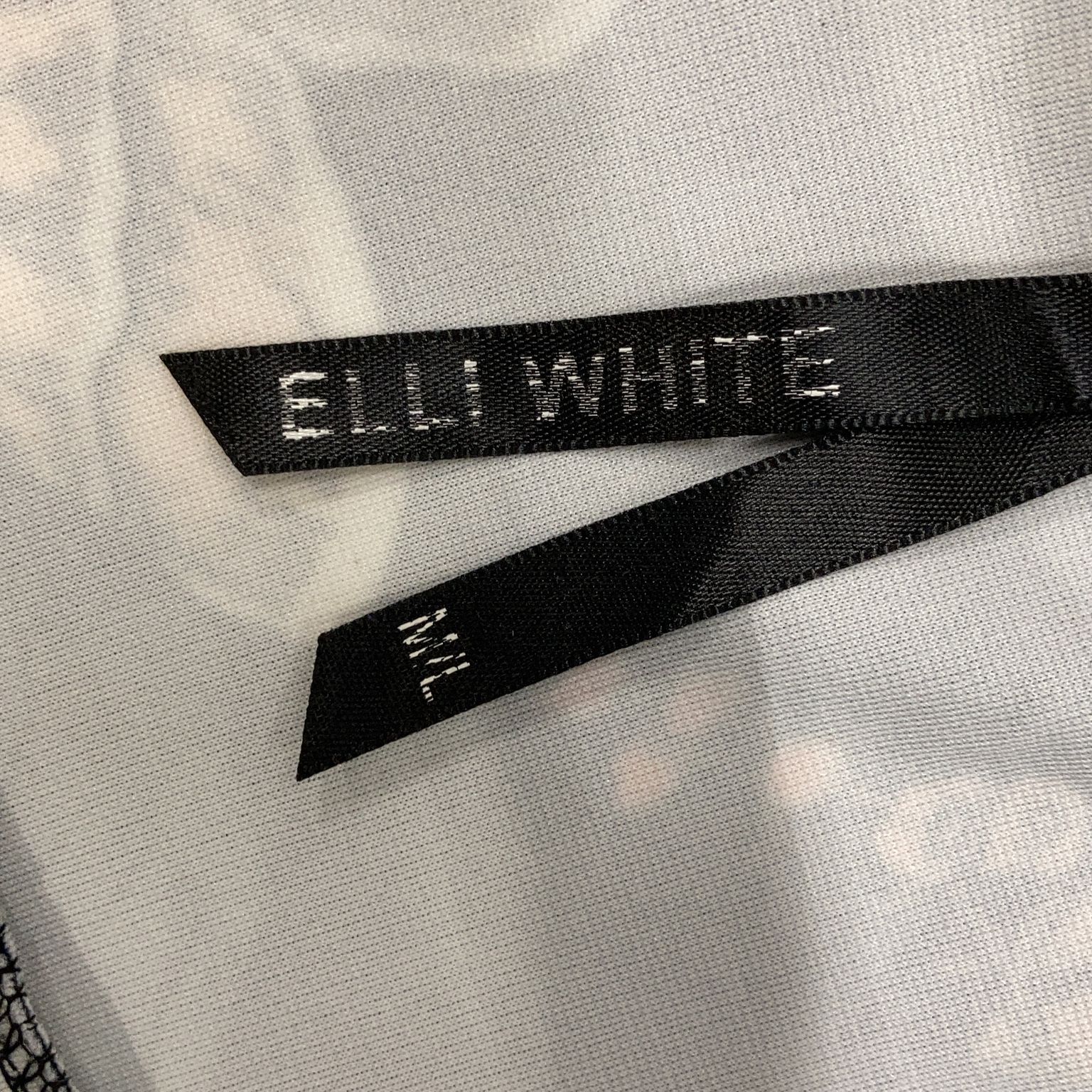 Elli White