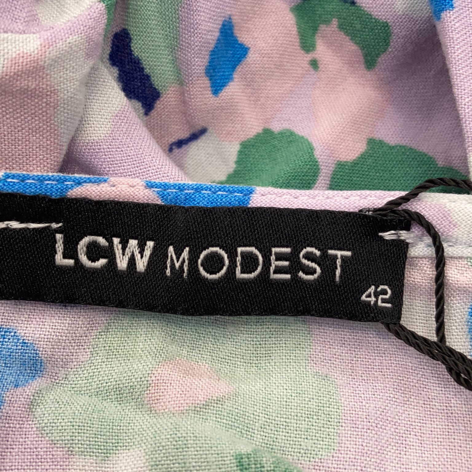 LCW Modest