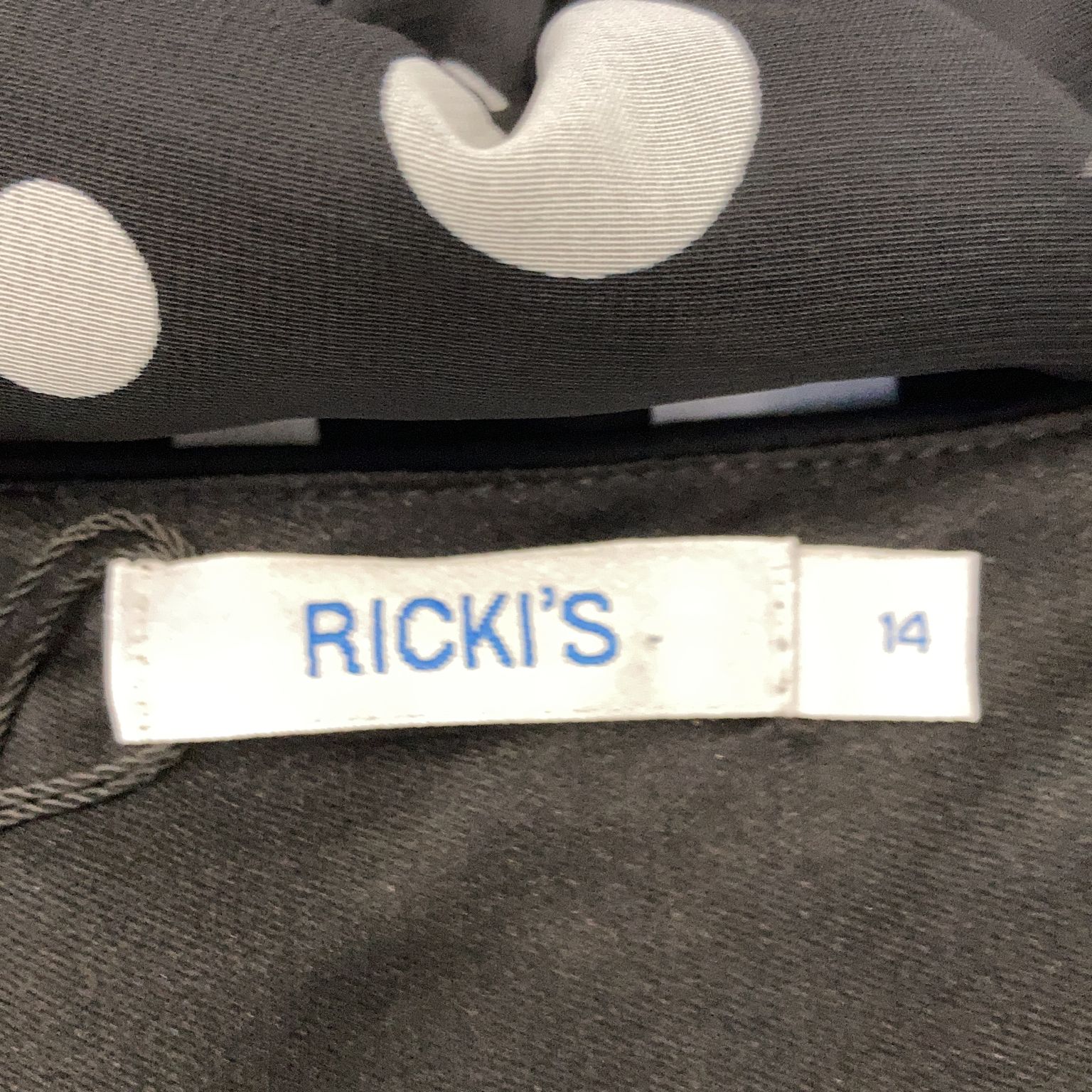 Ricki's