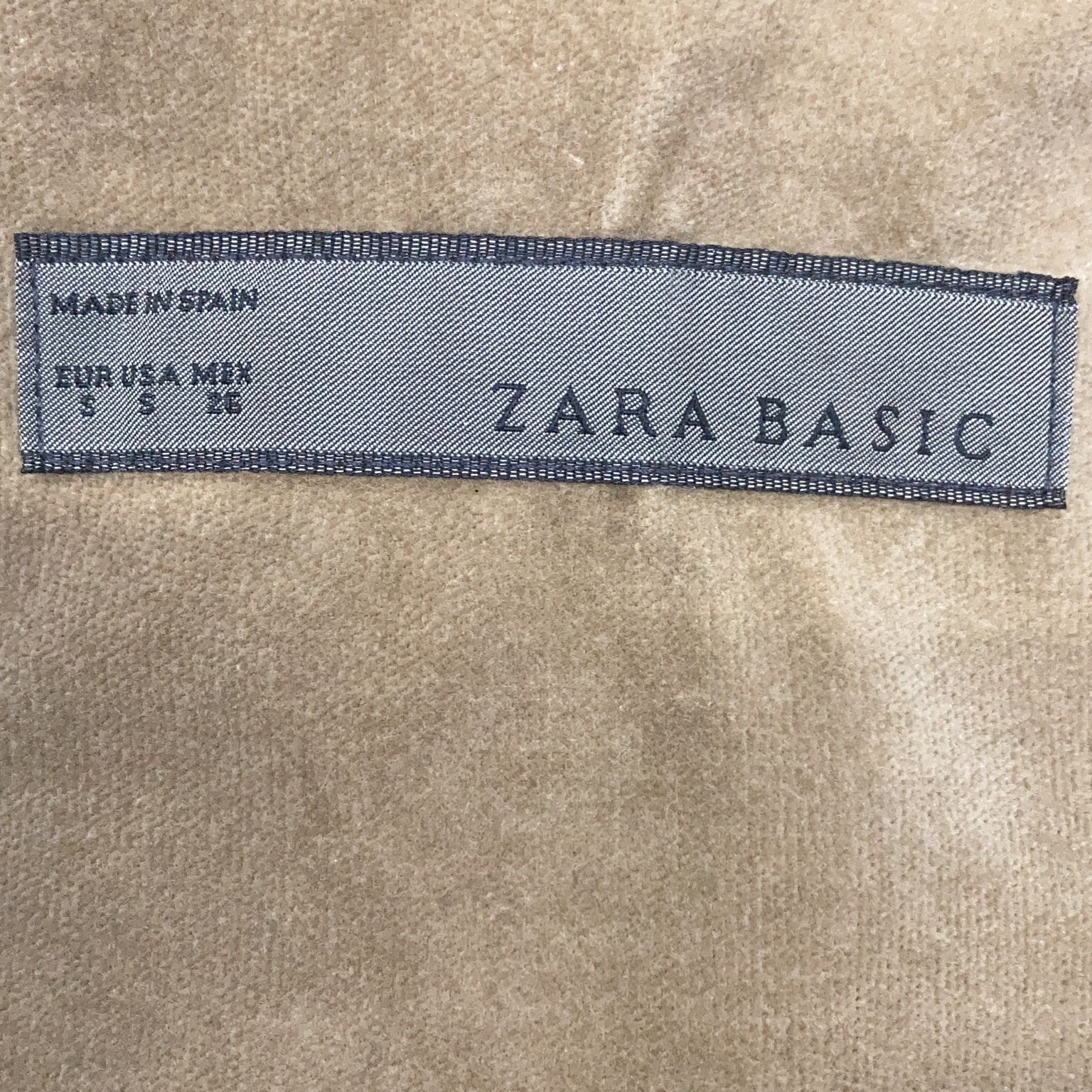 Zara Basic