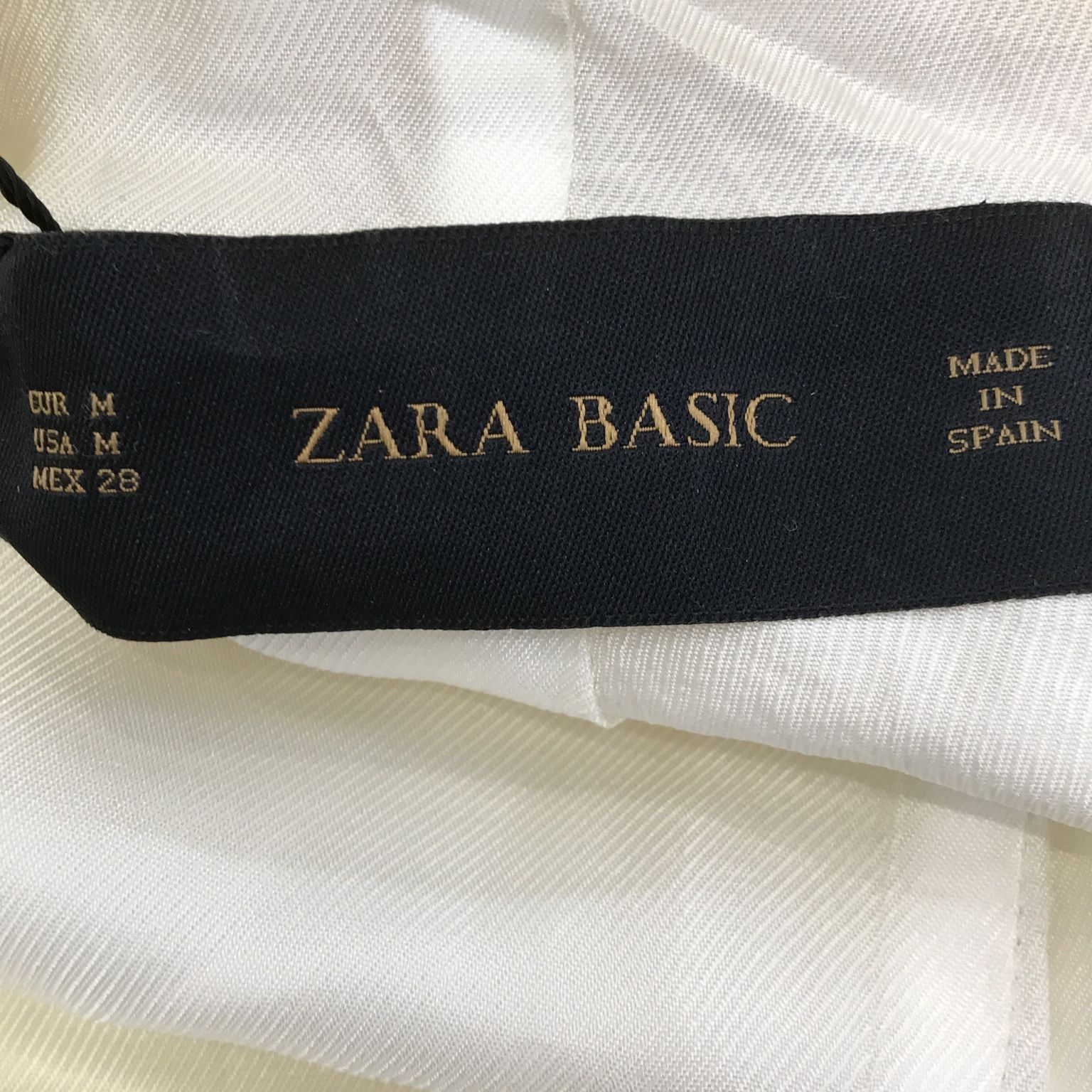 Zara Basic