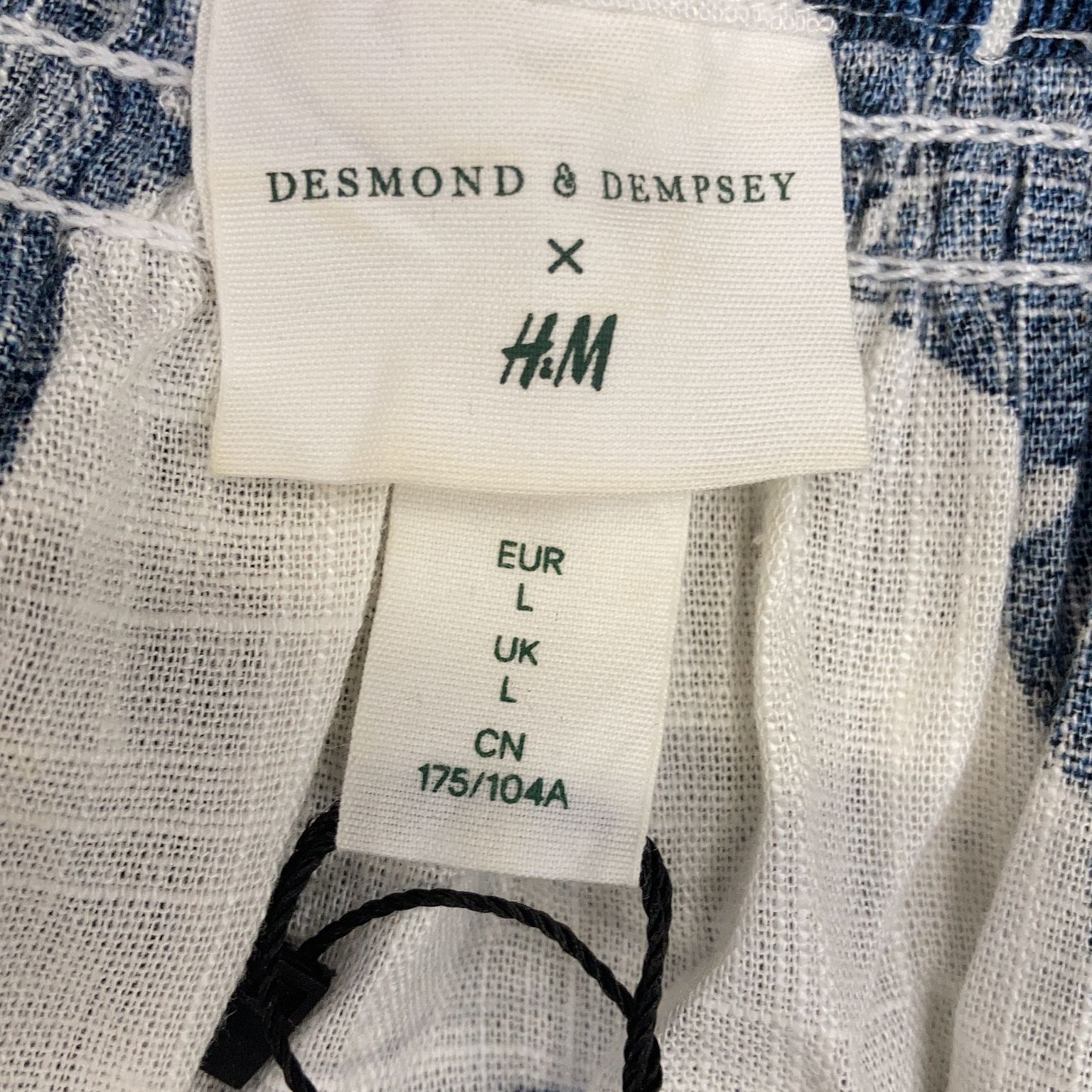 Desmond  Dempsey x HM