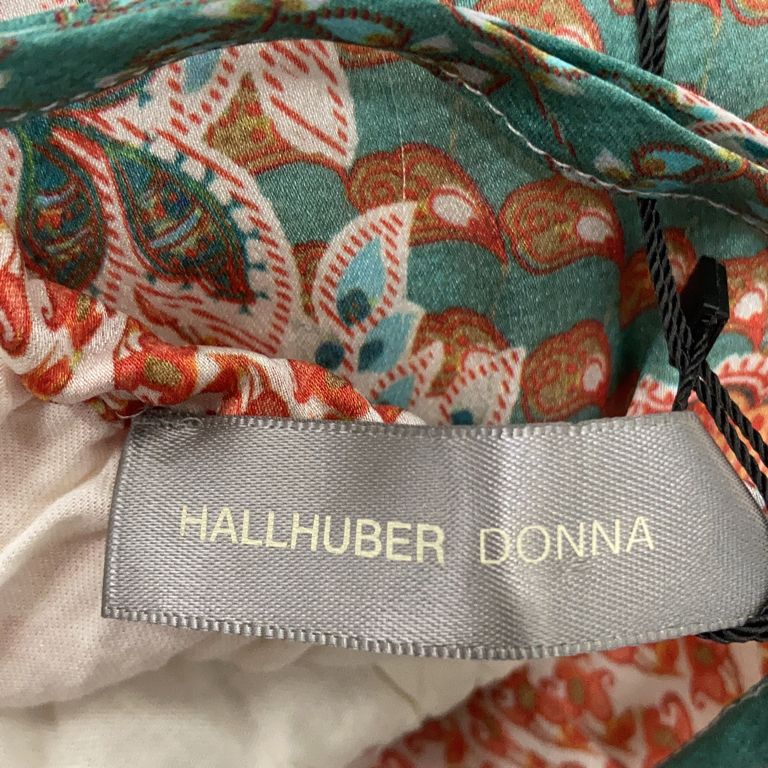 Hallhuber Donna