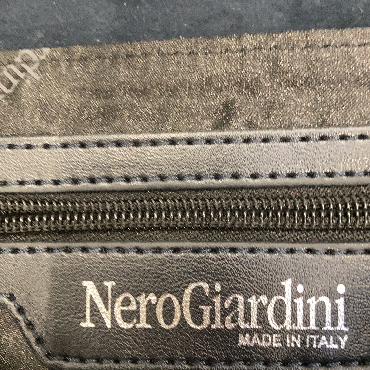 Nero Giardini