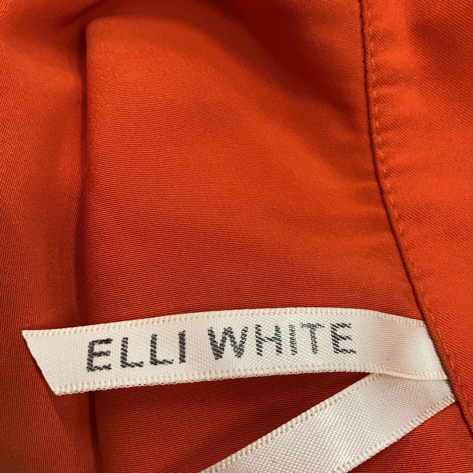 Elli White