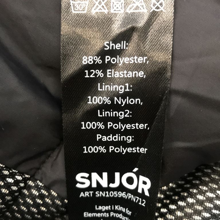 Snjór