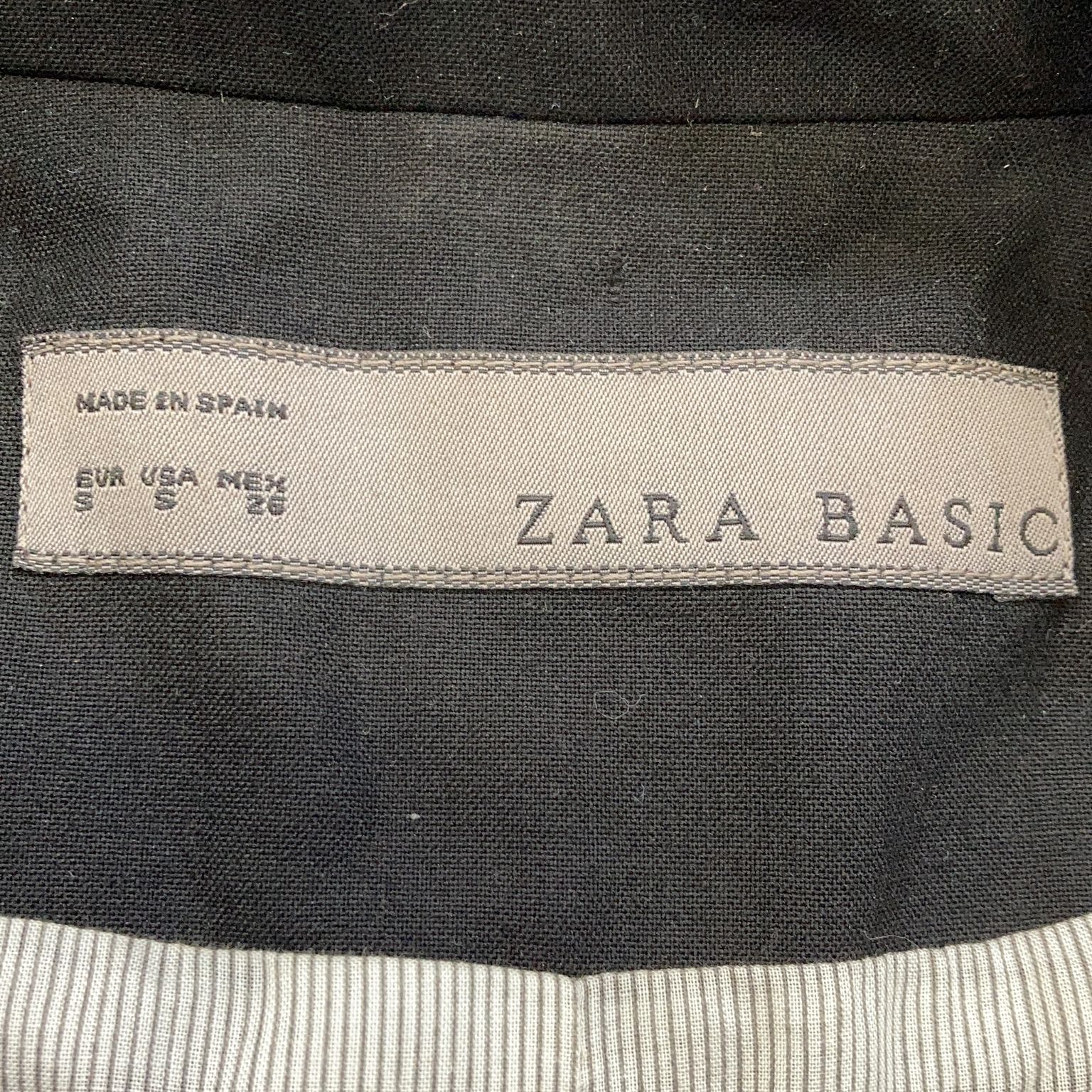 Zara Basic