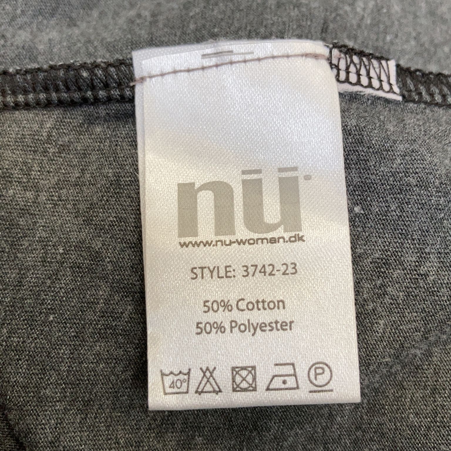 Nu