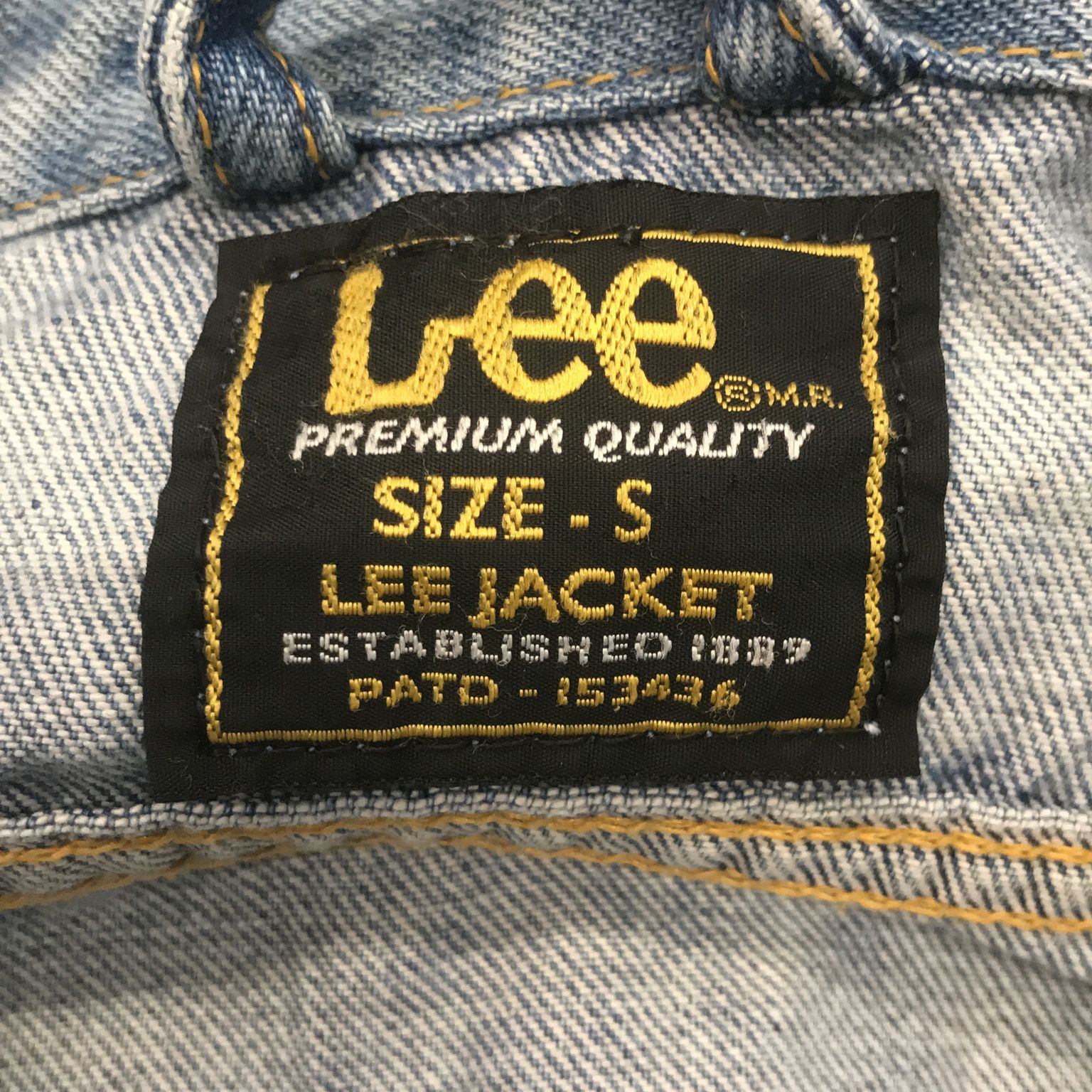 Lee