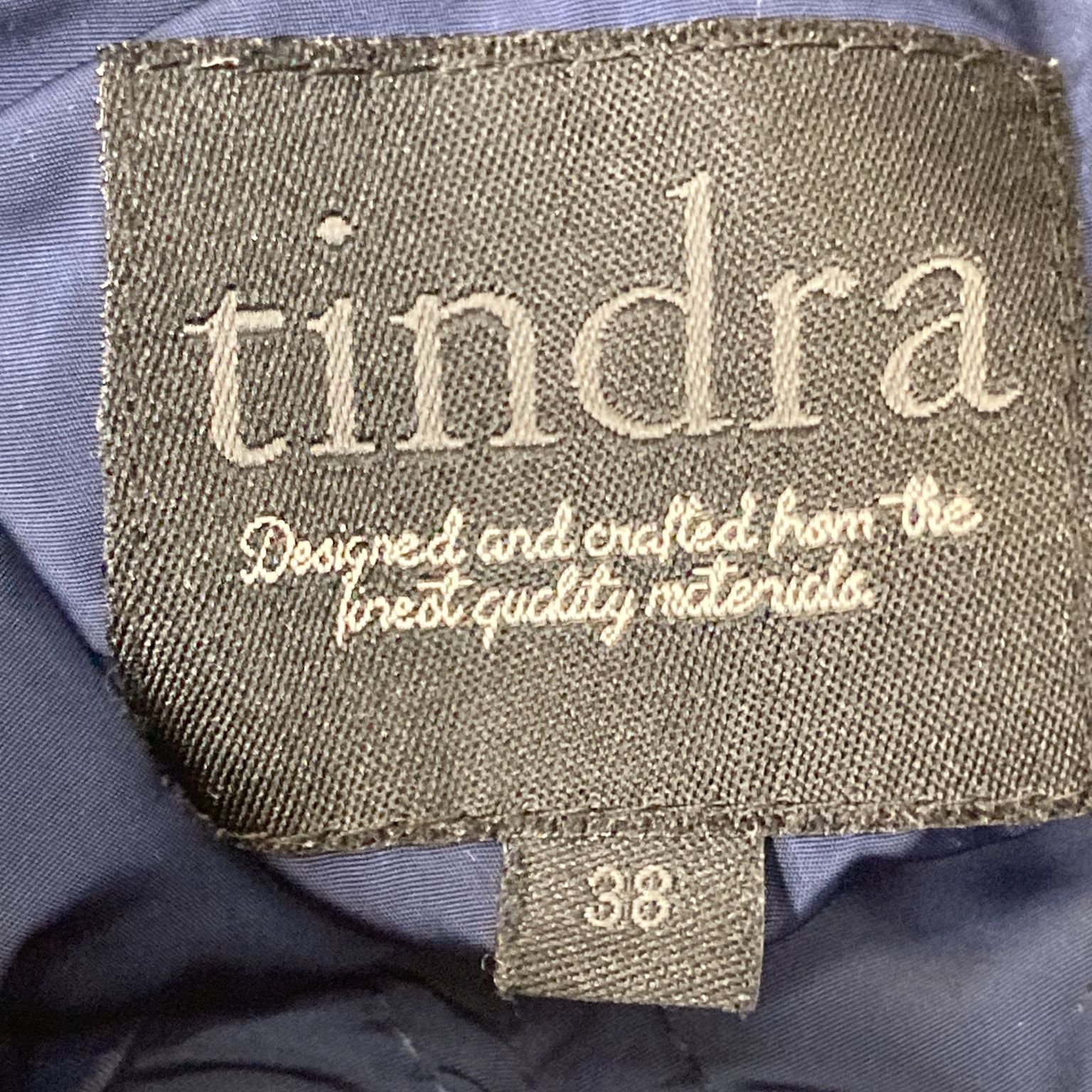 Tindra