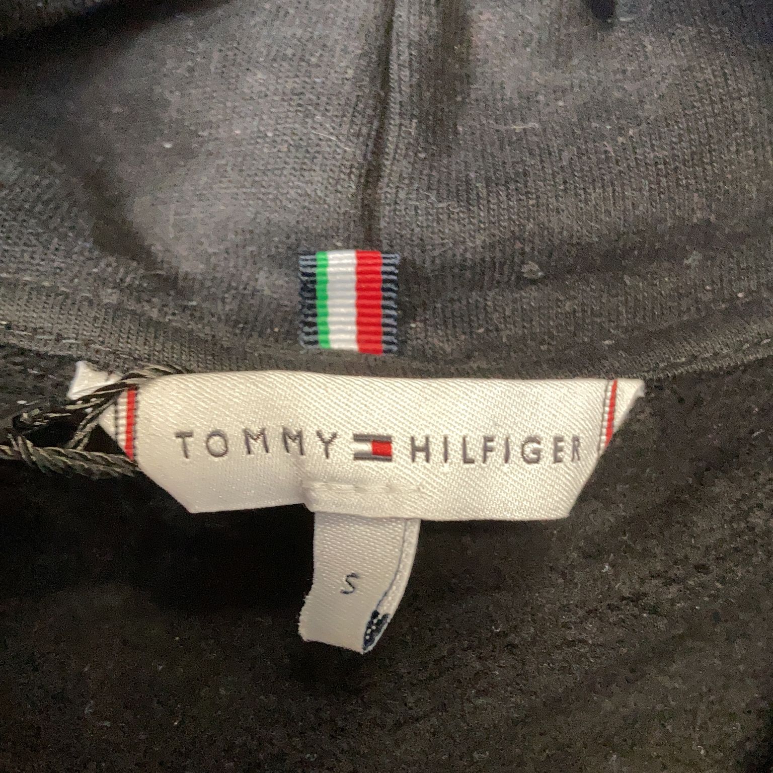 Tommy Hilfiger