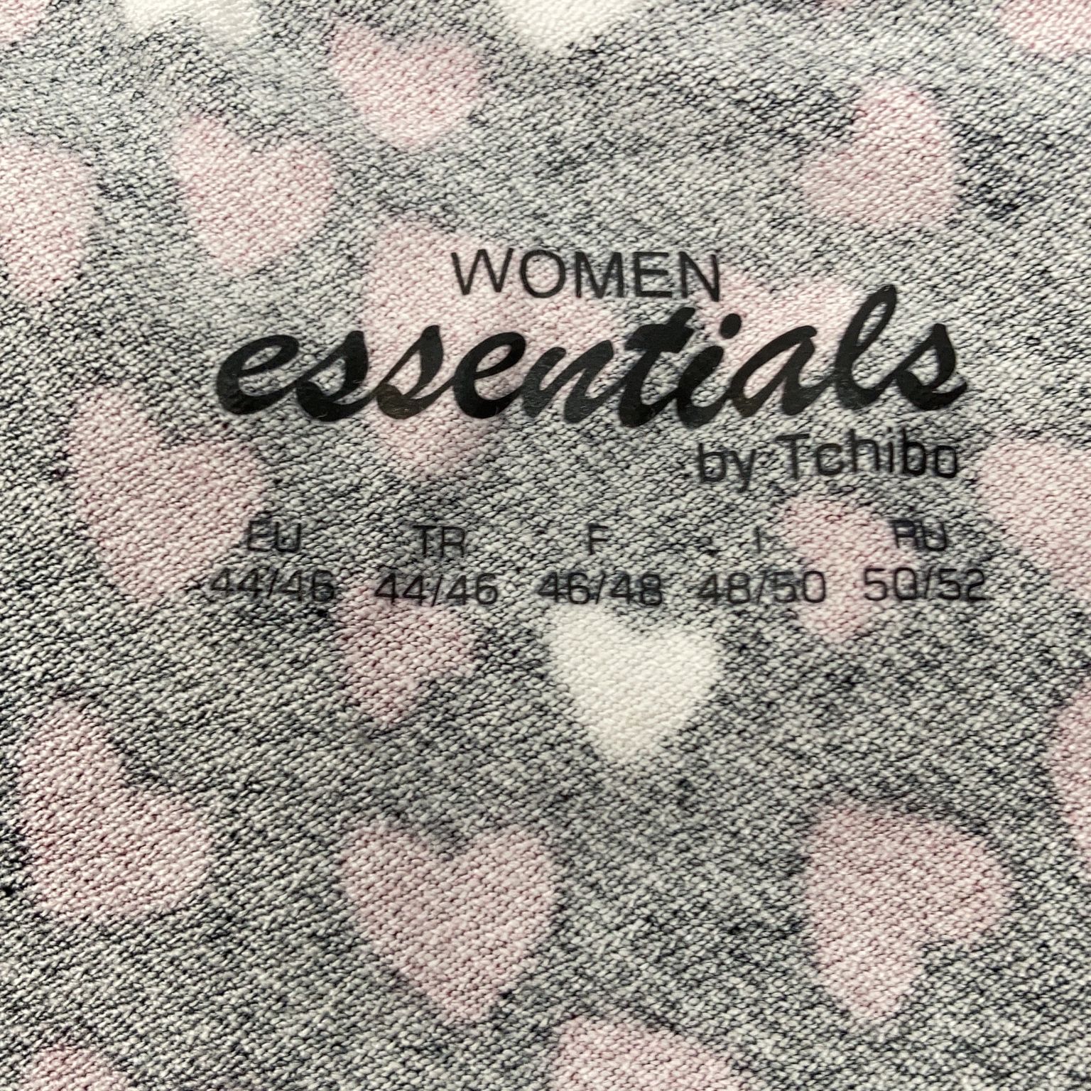 Women Essentials by Tchibo